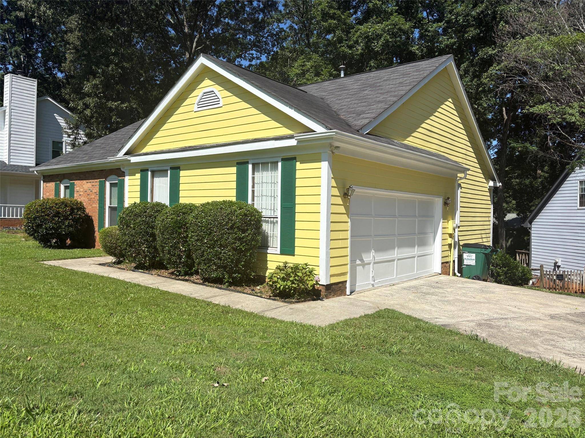 7500 Swedish Ivy LN, Charlotte, NC 28227