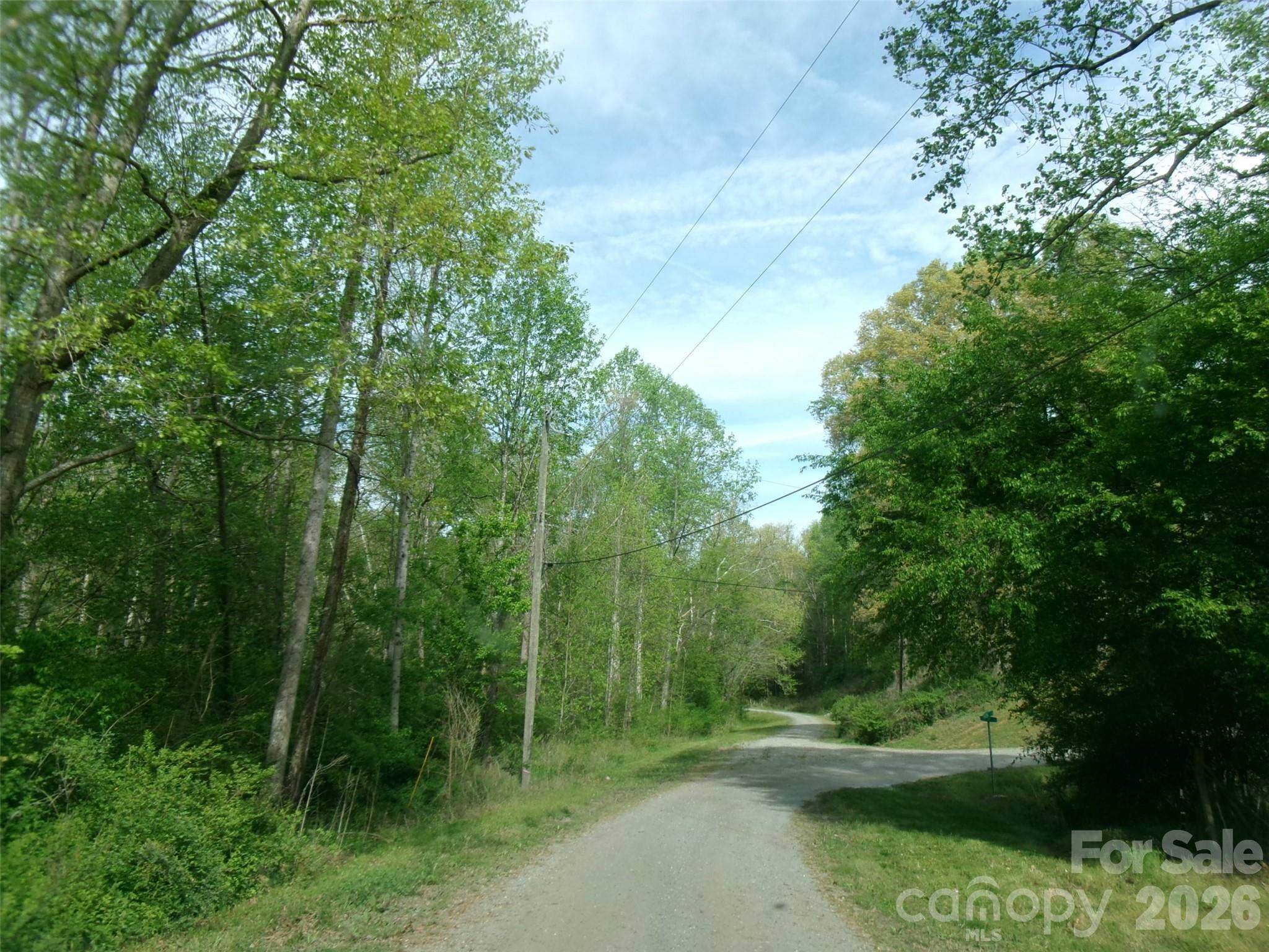 00 Oglesby LN, Hickory, NC 28602