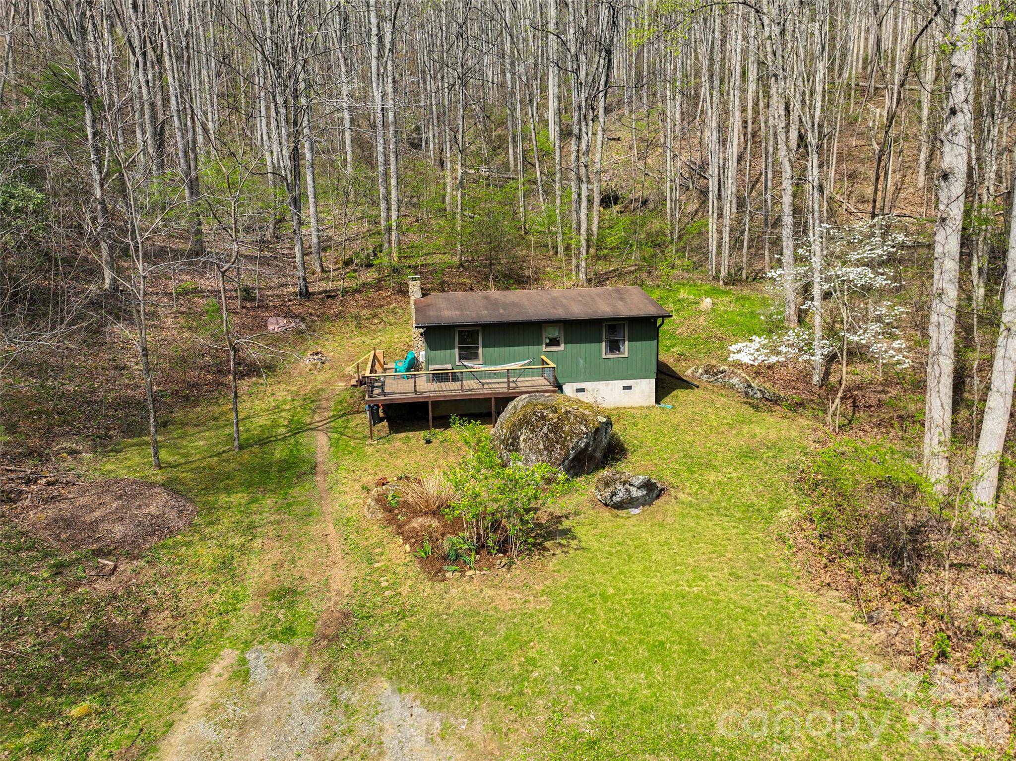 183 Stoney Fork RD, Barnardsville, NC 28709