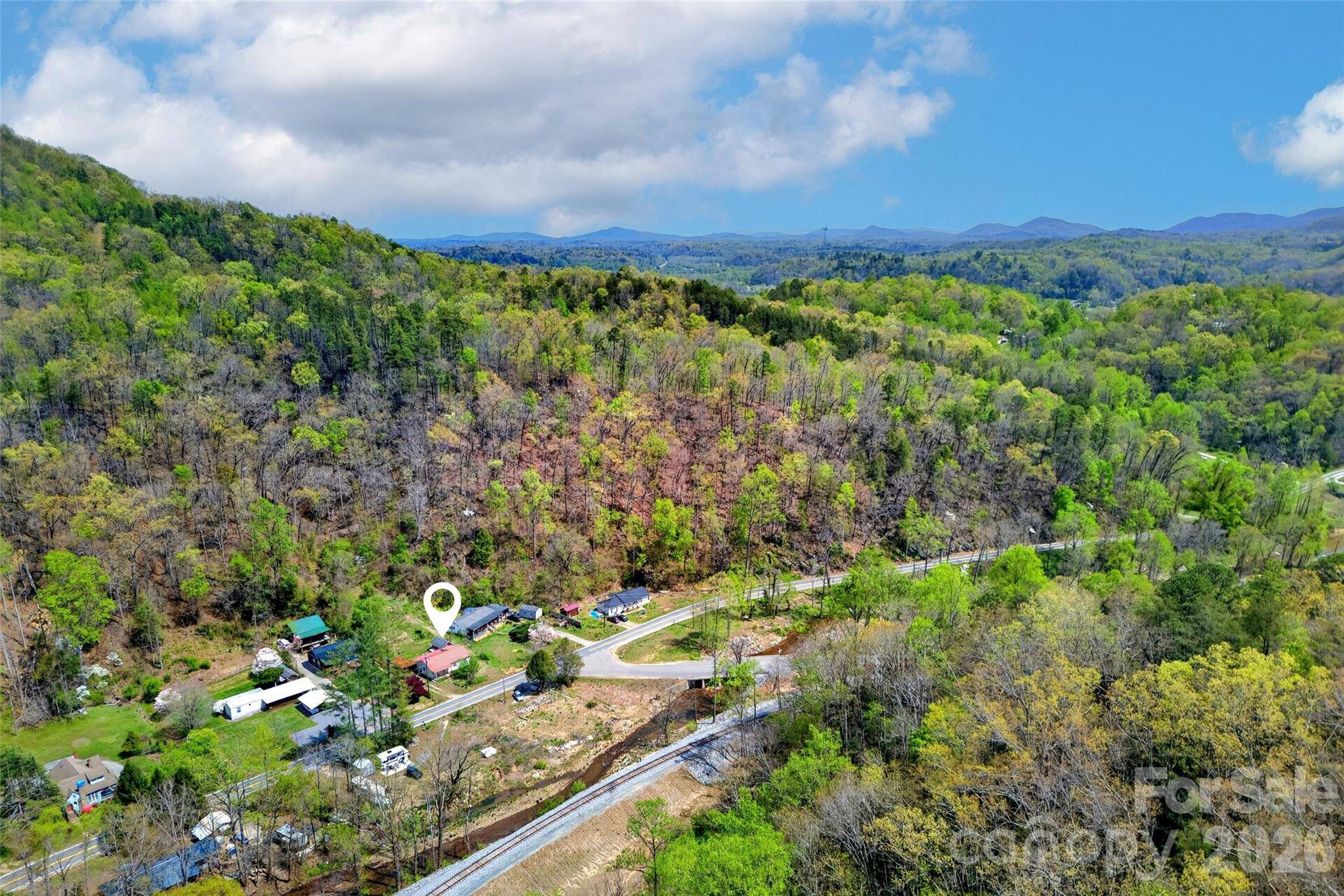 522 Old Us 70 HWY W, Old Fort, NC 28762