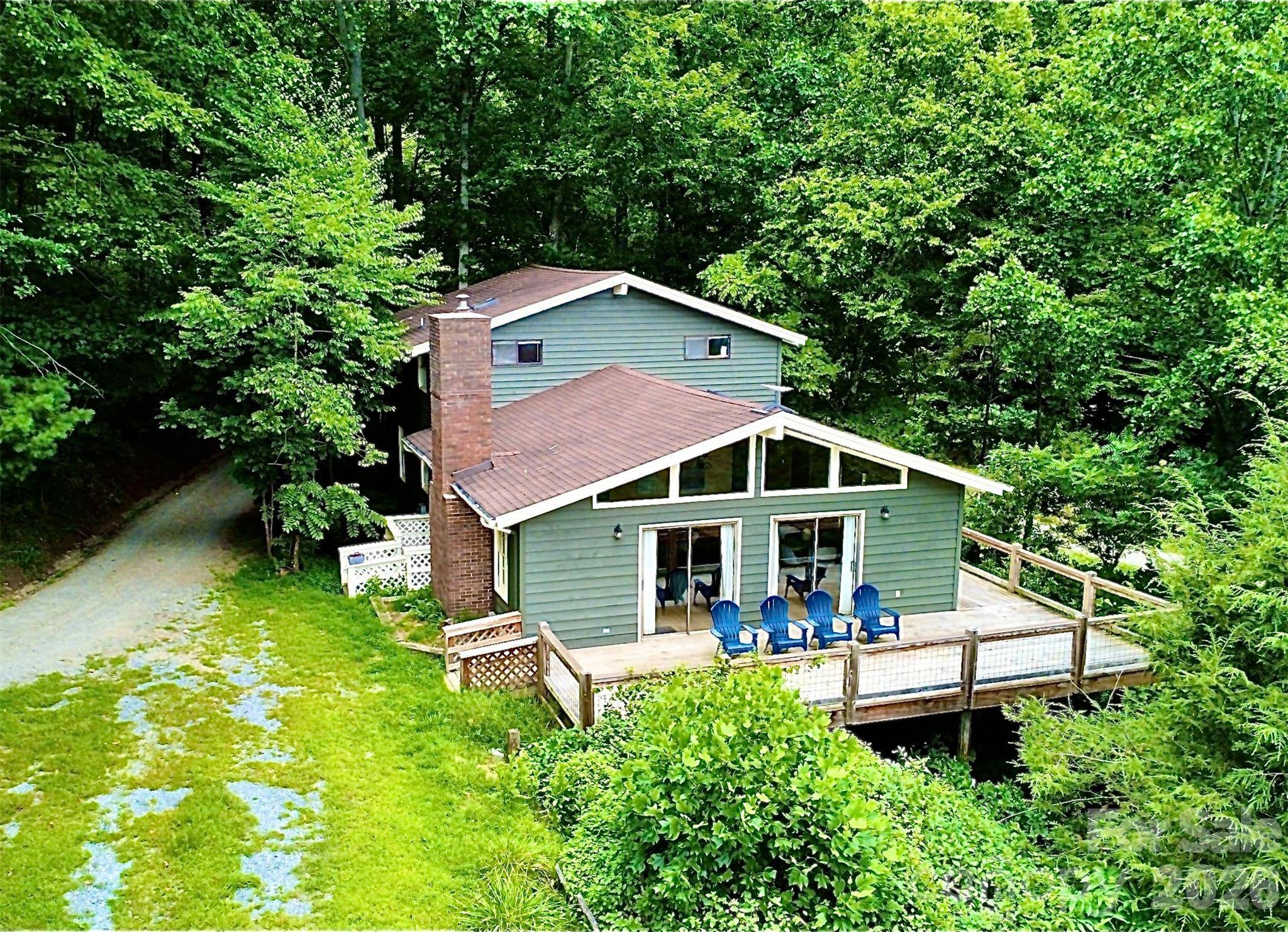 1511 Water Wheel CV, Clyde, NC 28721