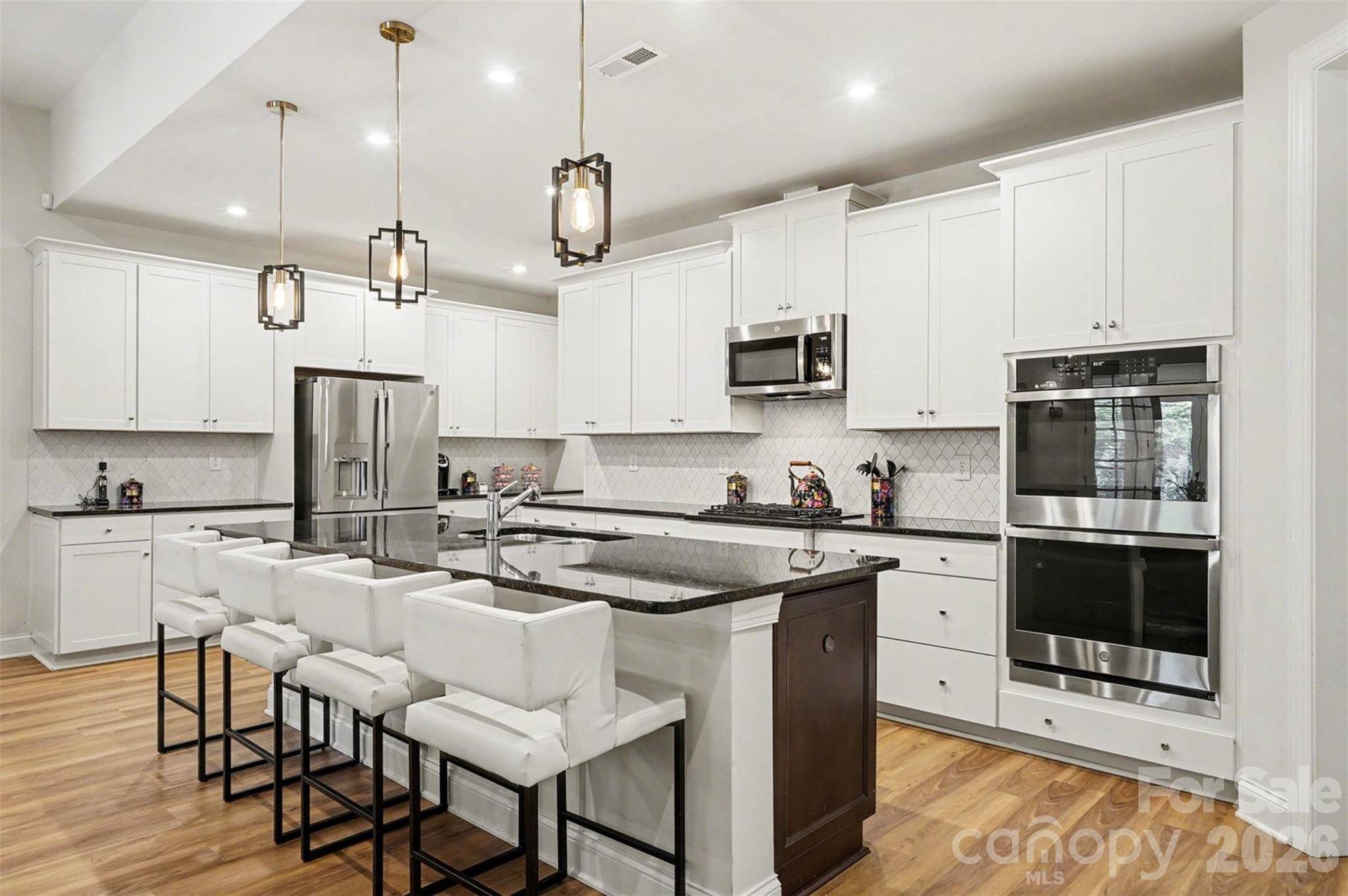 10420 Superb LN, Charlotte, NC 28215