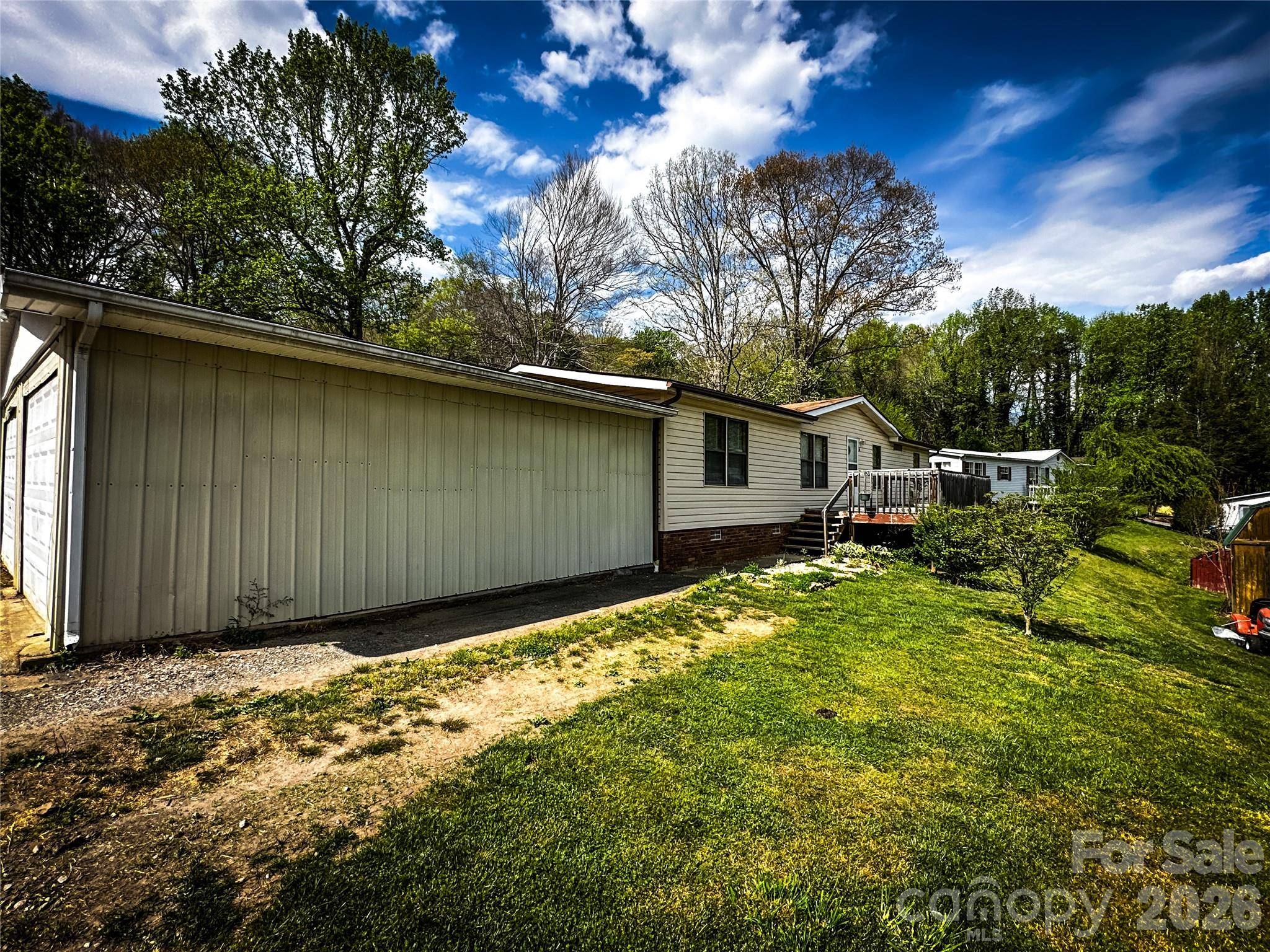 6 Lake Eden CIR, Black Mountain, NC 28711
