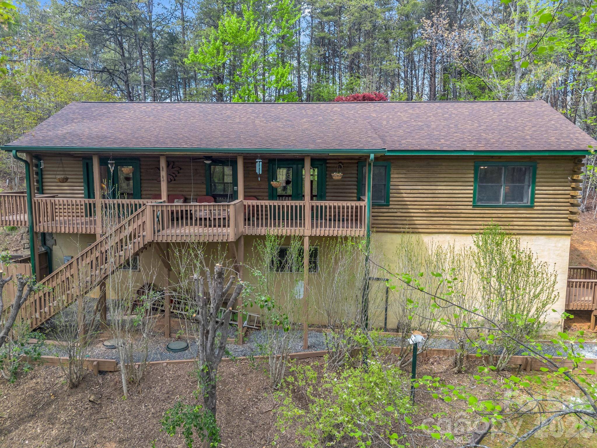 233 Shumont Estates RD, Lake Lure, NC 28746