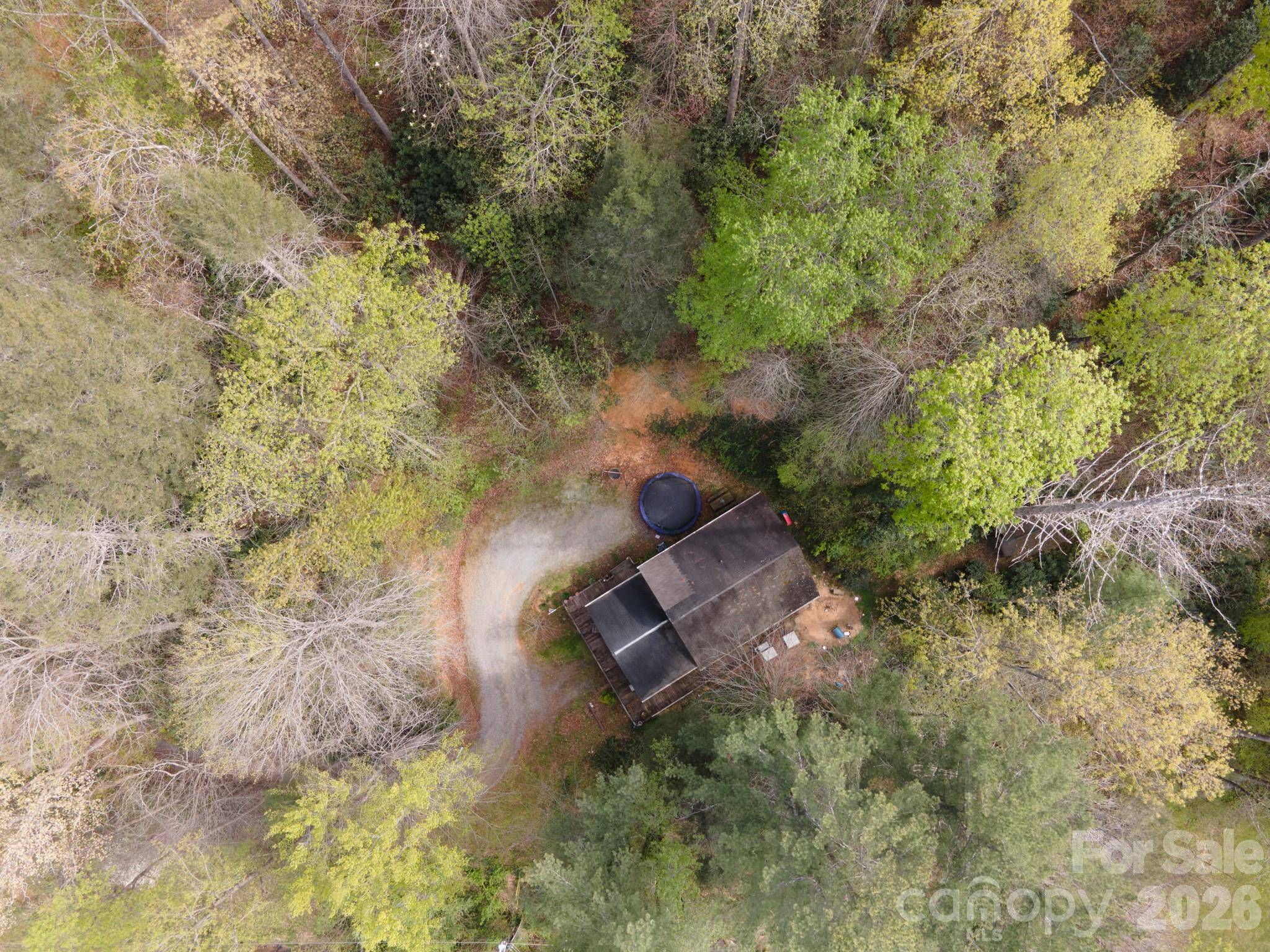2090 Zacks Fork RD, Lenoir, NC 28645