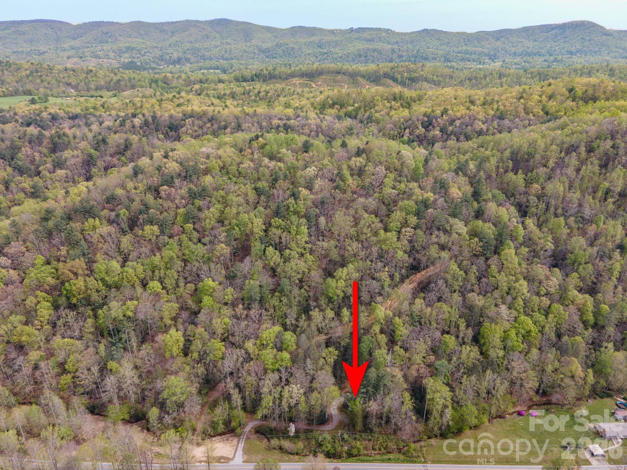 2090 Zacks Fork RD, Lenoir, NC 28645