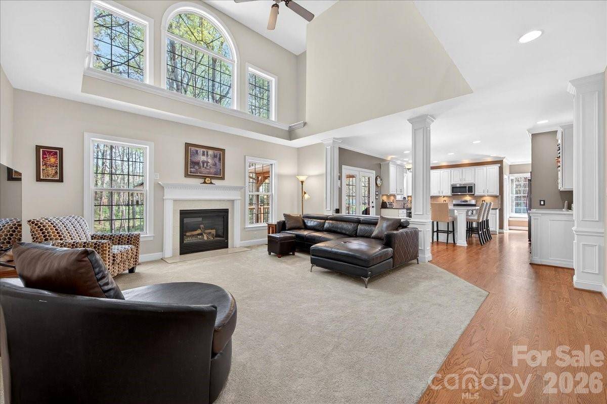 12532 Overlook Mountain DR, Charlotte, NC 28216