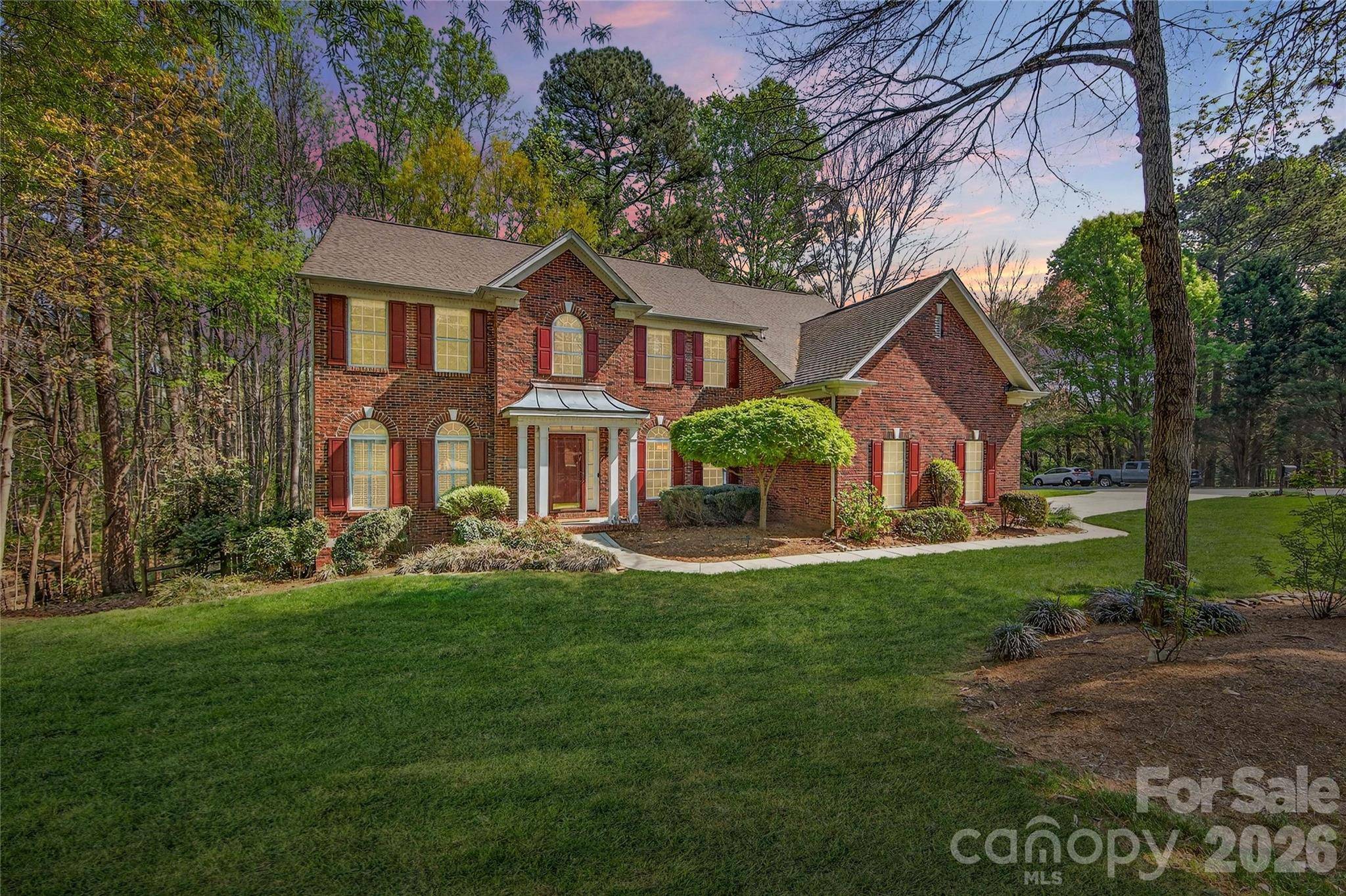 12532 Overlook Mountain DR, Charlotte, NC 28216