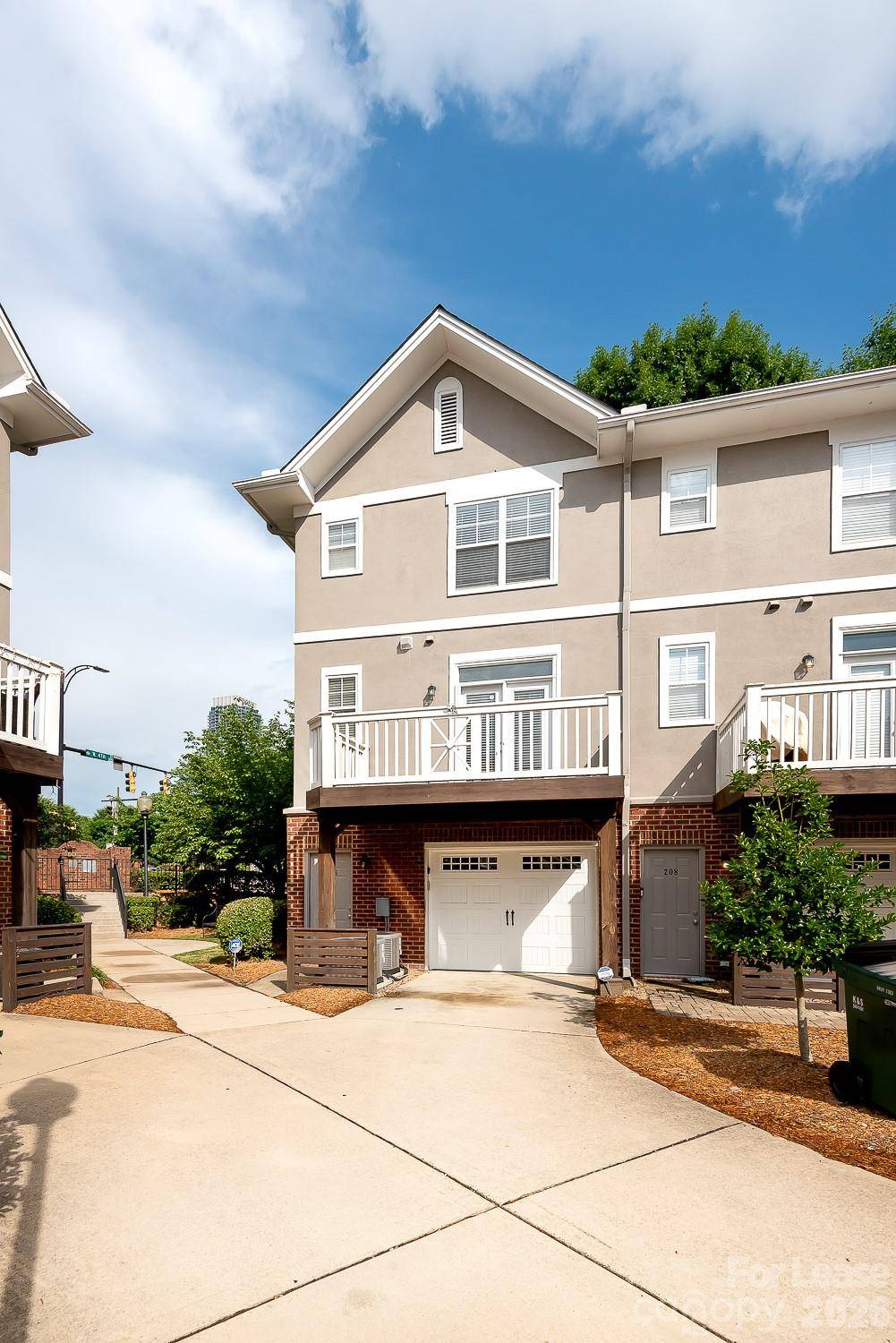 206 S Cedar ST, Charlotte, NC 28202