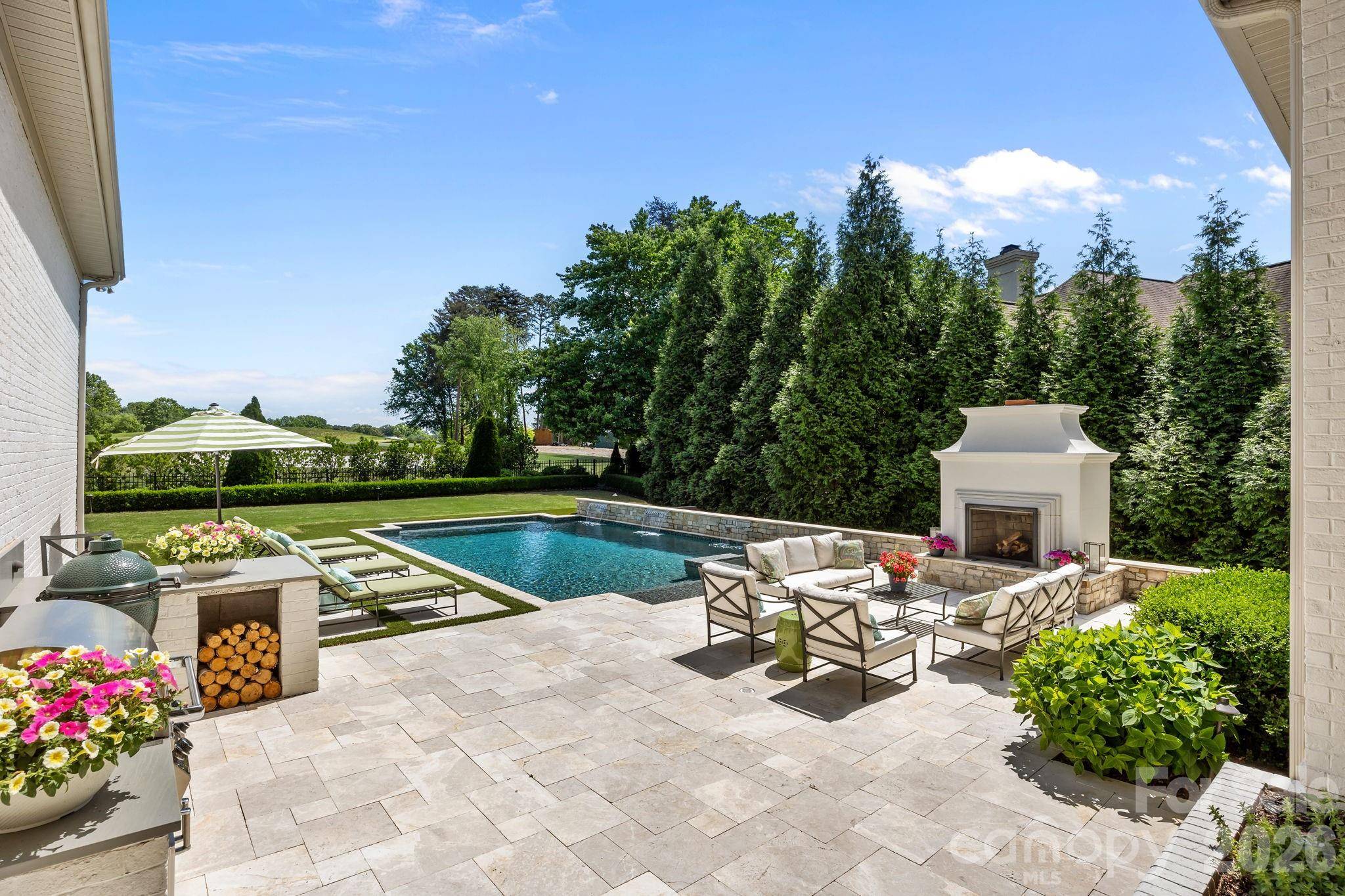 18710 Peninsula Cove LN, Cornelius, NC 28031