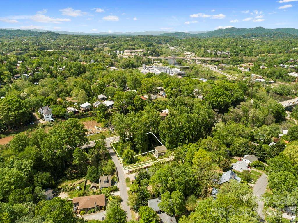 9999 Euclid BLVD, Asheville, NC 28806