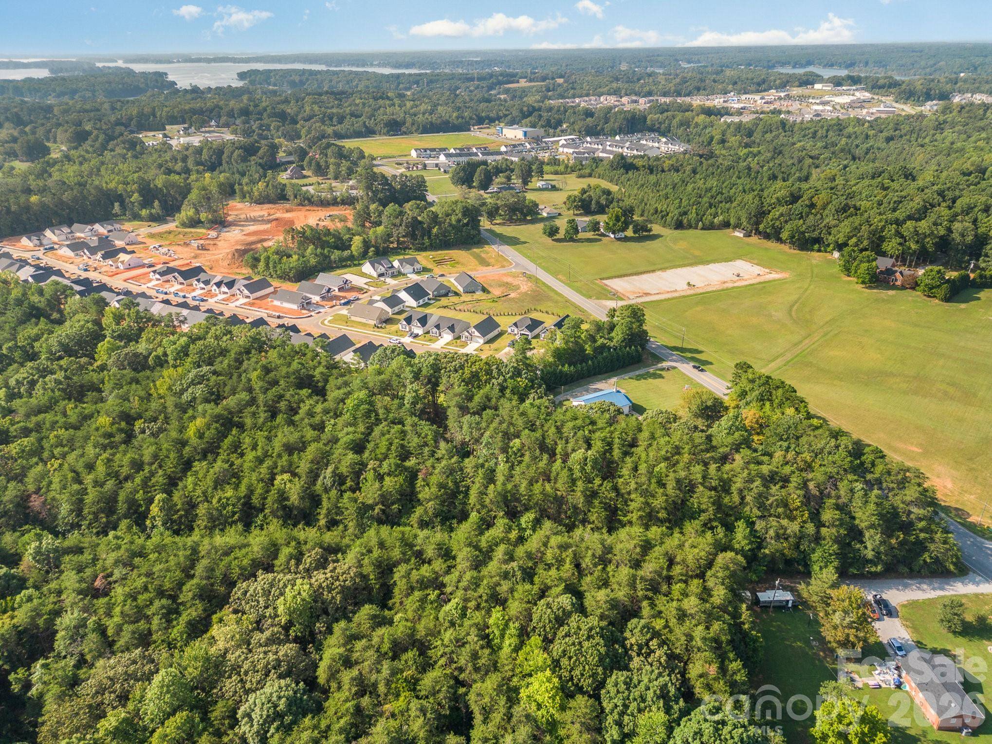8137 McDonald DR, Sherrills Ford, NC 28673