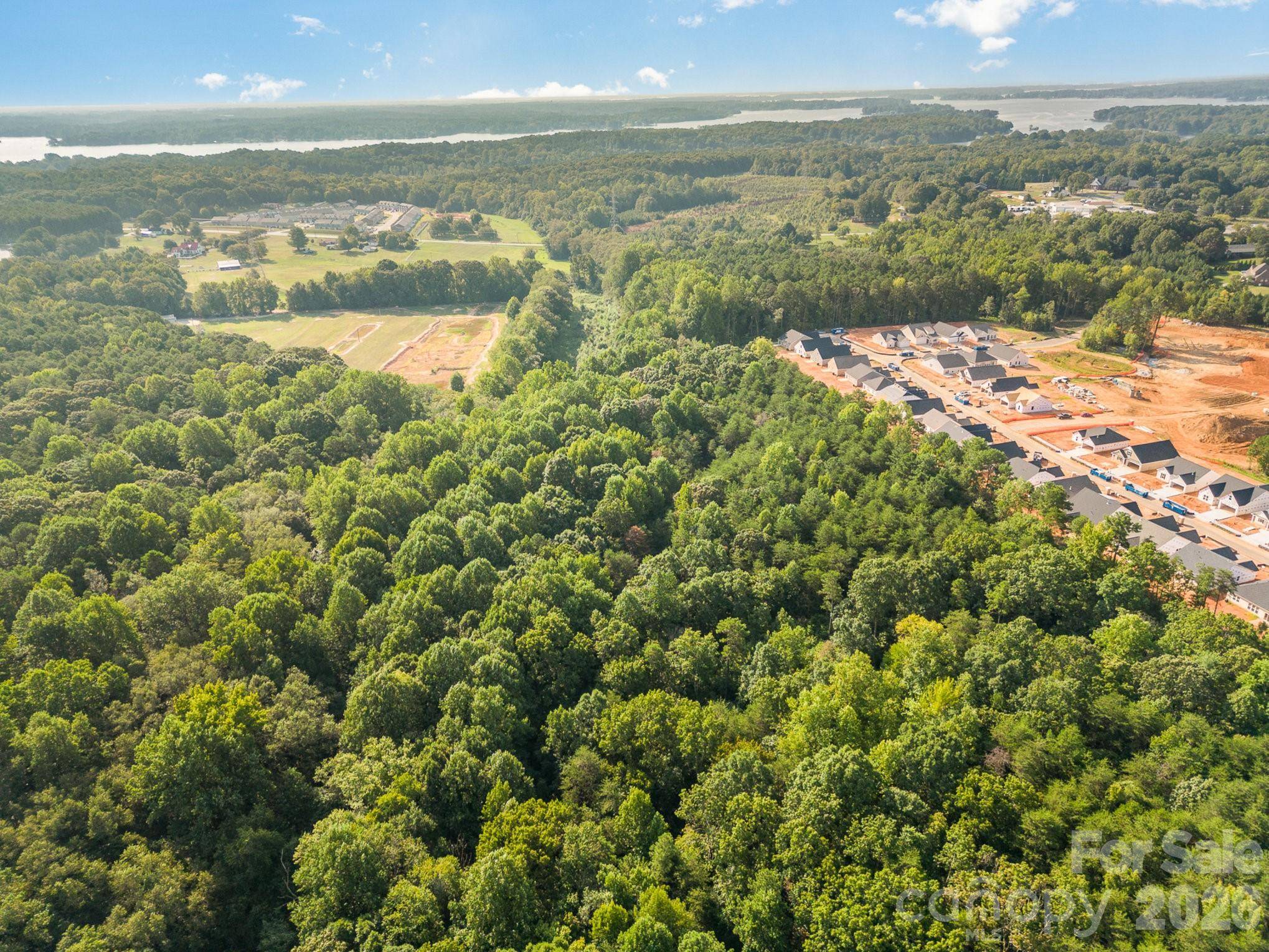 8137 McDonald DR, Sherrills Ford, NC 28673