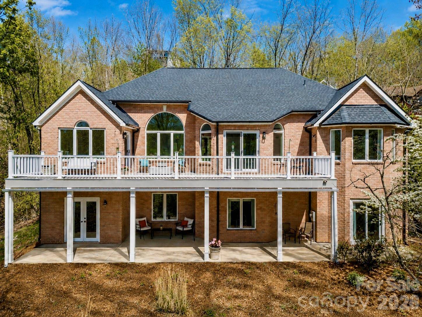 11 High Meadow DR, Weaverville, NC 28787