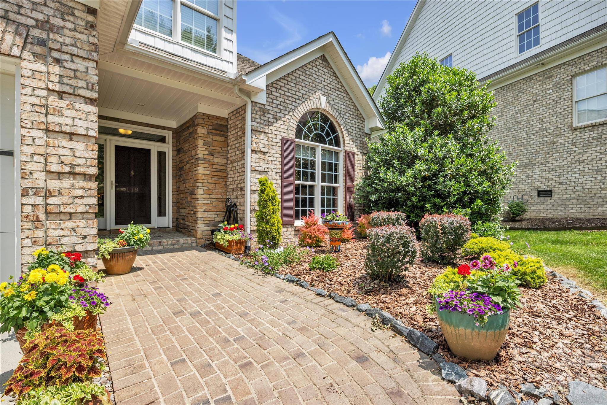118 Bradford CT #16, Jefferson, NC 28640