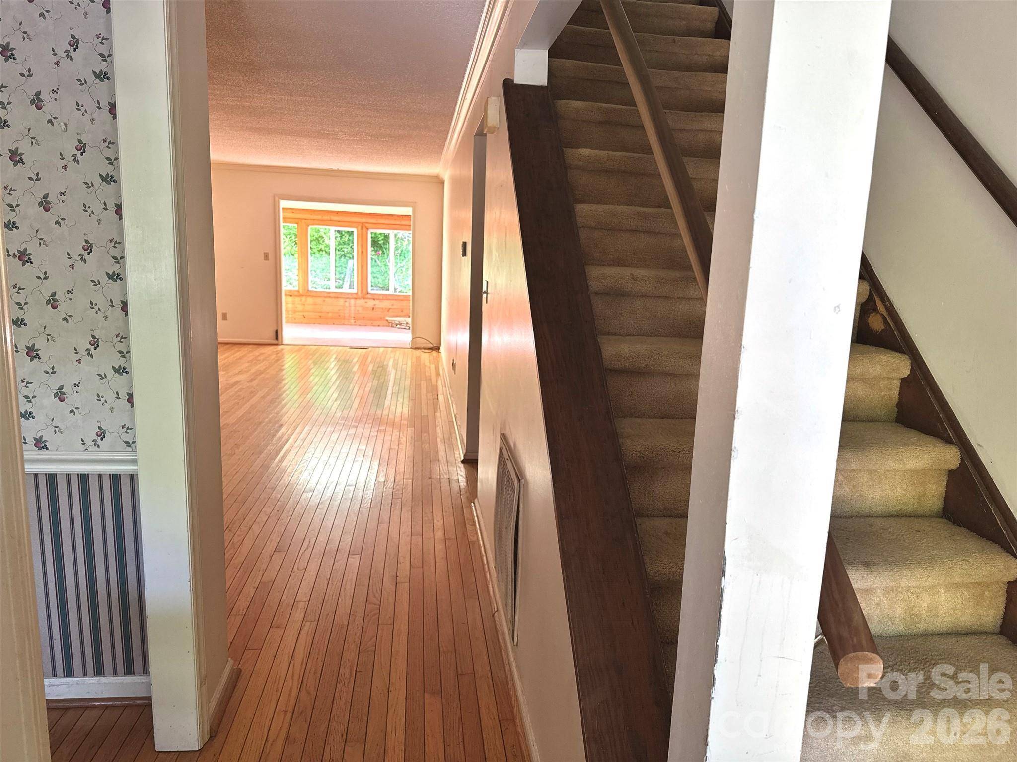 44 Sagebrush CIR, Etowah, NC 28729