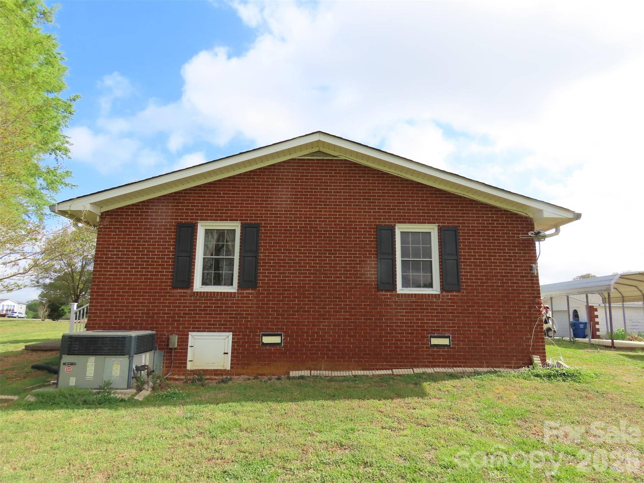 2724 Lucy Short Cut RD, Marshville, NC 28103