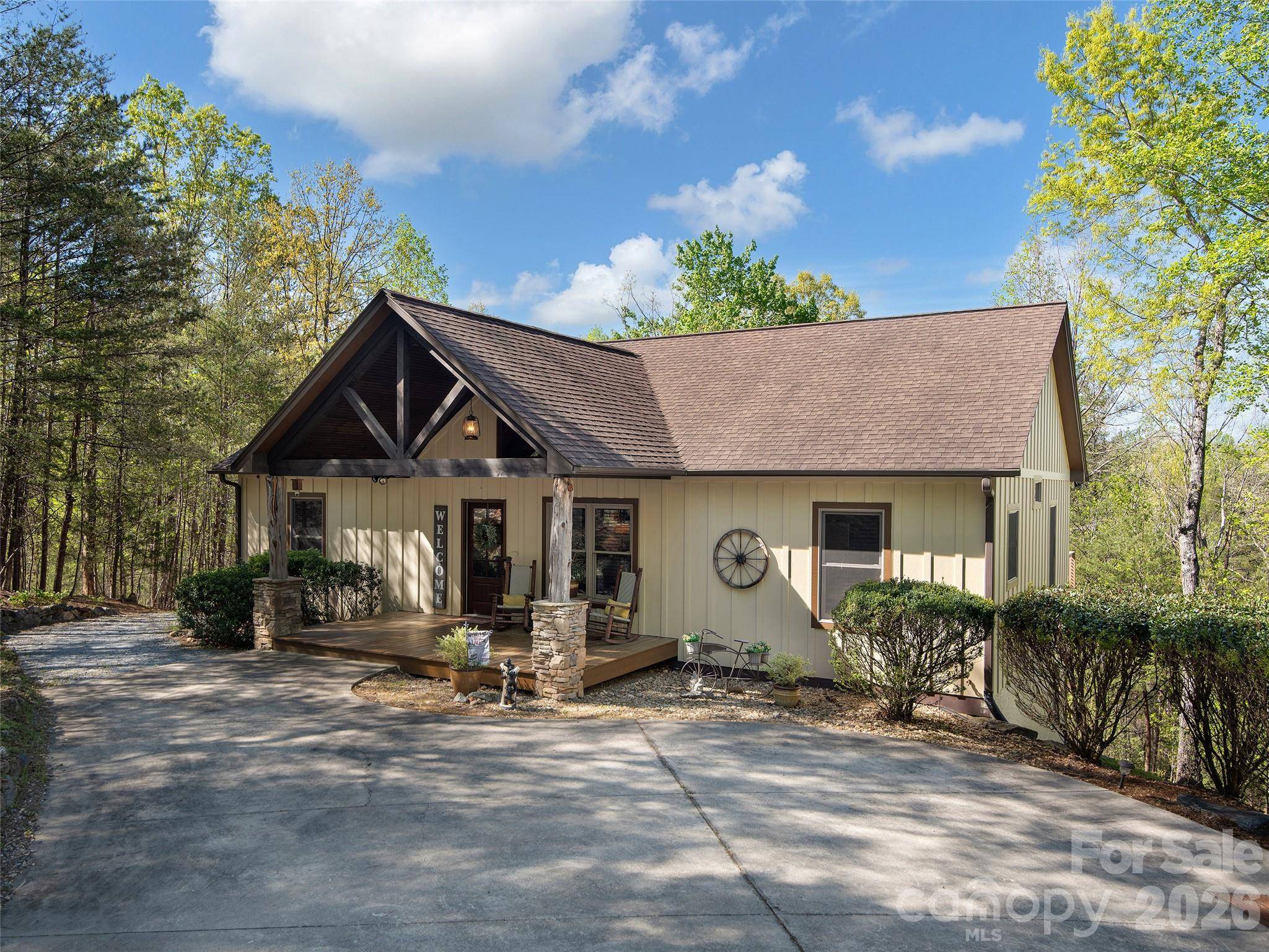 308 North Coast DR, Mill Spring, NC 28756