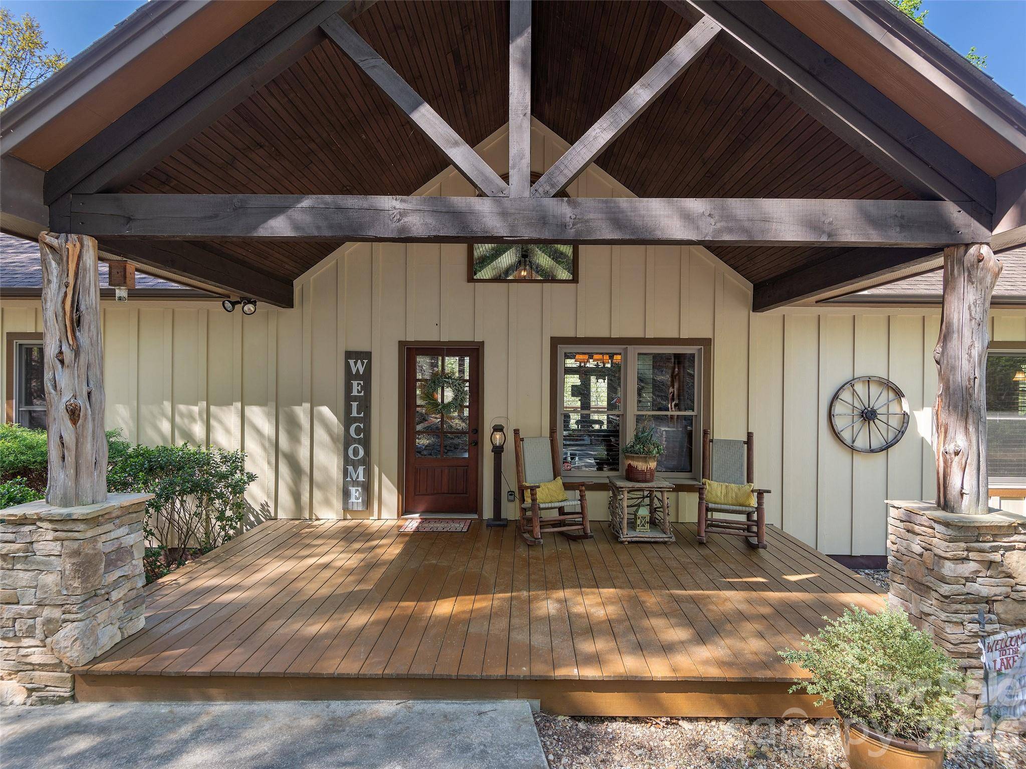 308 North Coast DR, Mill Spring, NC 28756