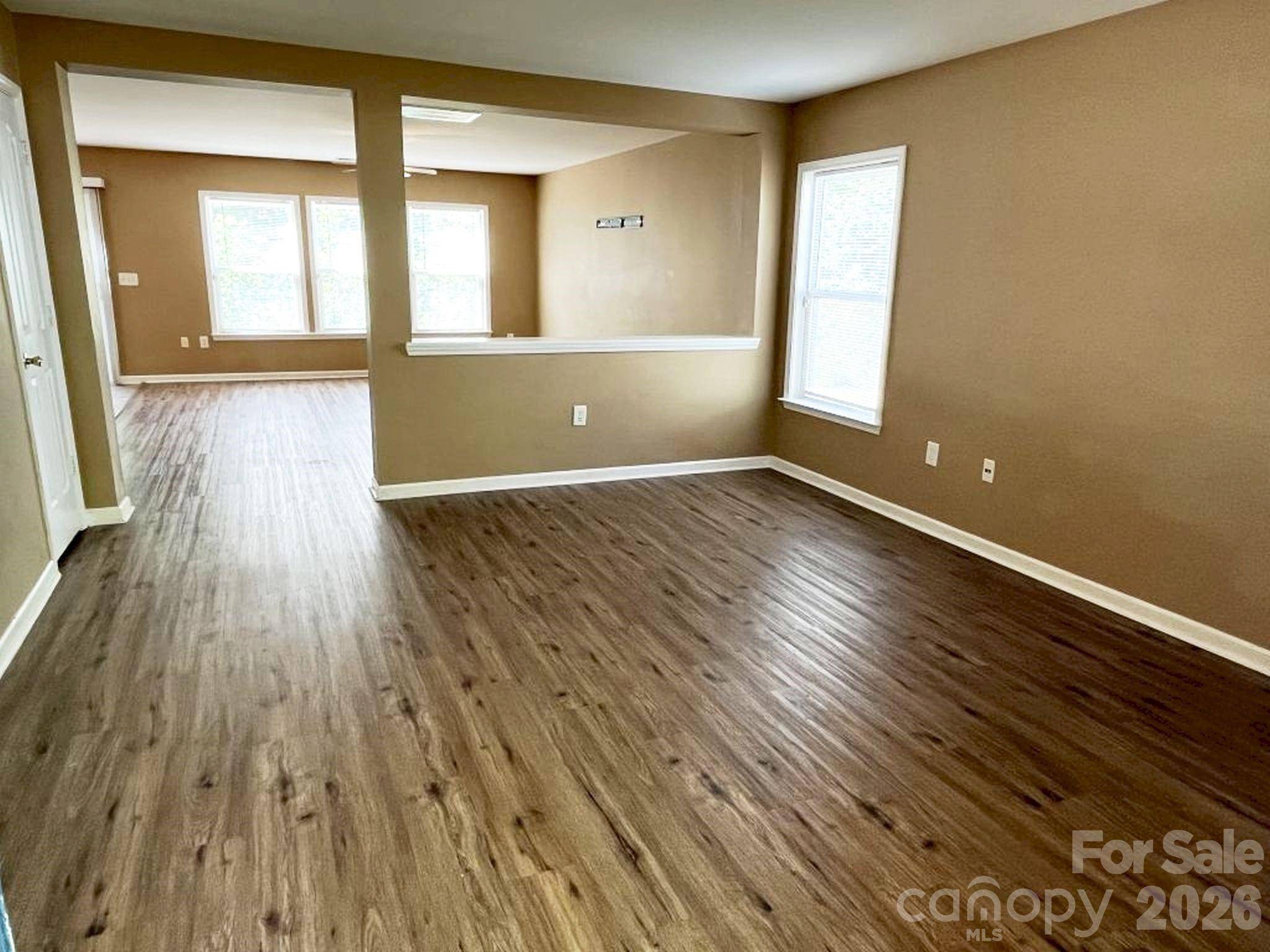 14043 Pinyon Pine LN, Charlotte, NC 28215