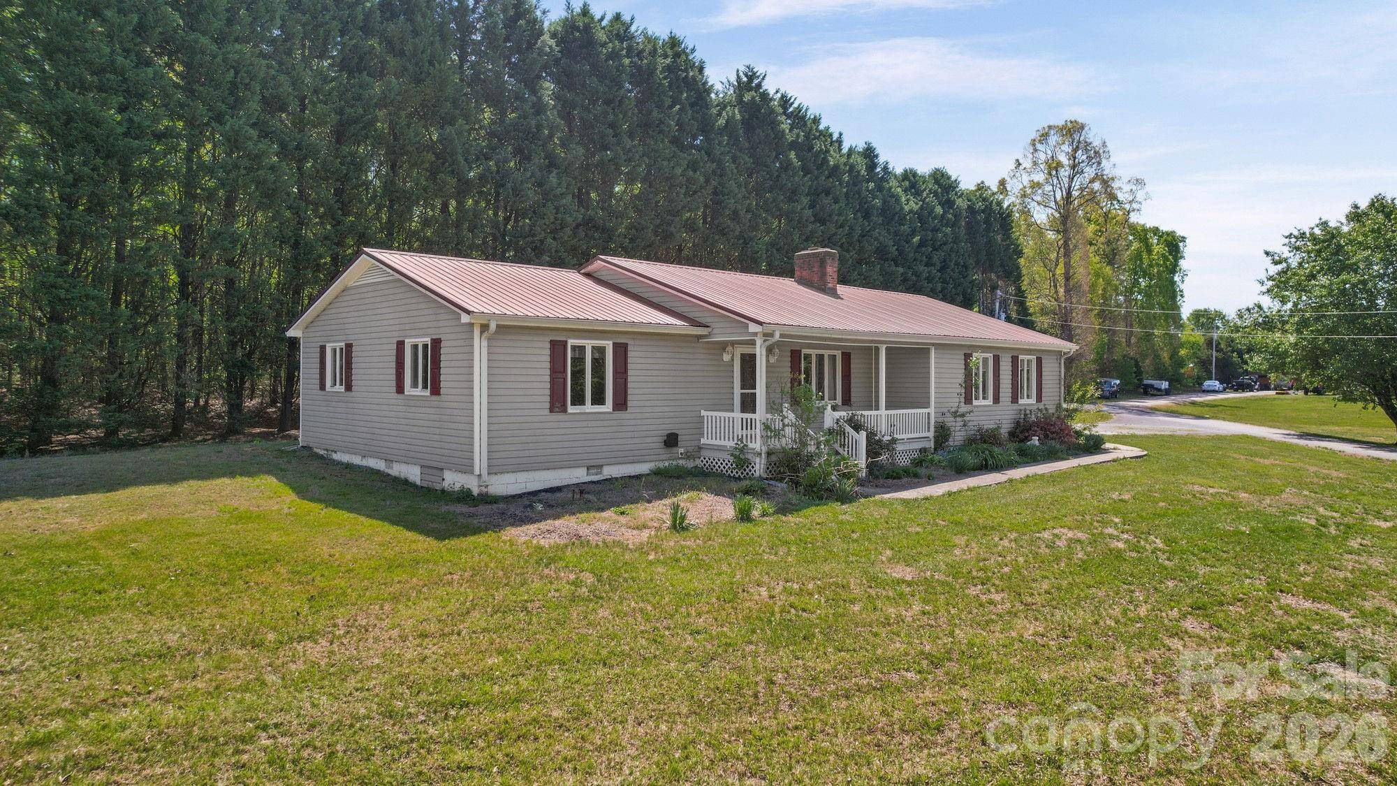 144 Pops Lake RD, Statesville, NC 28625