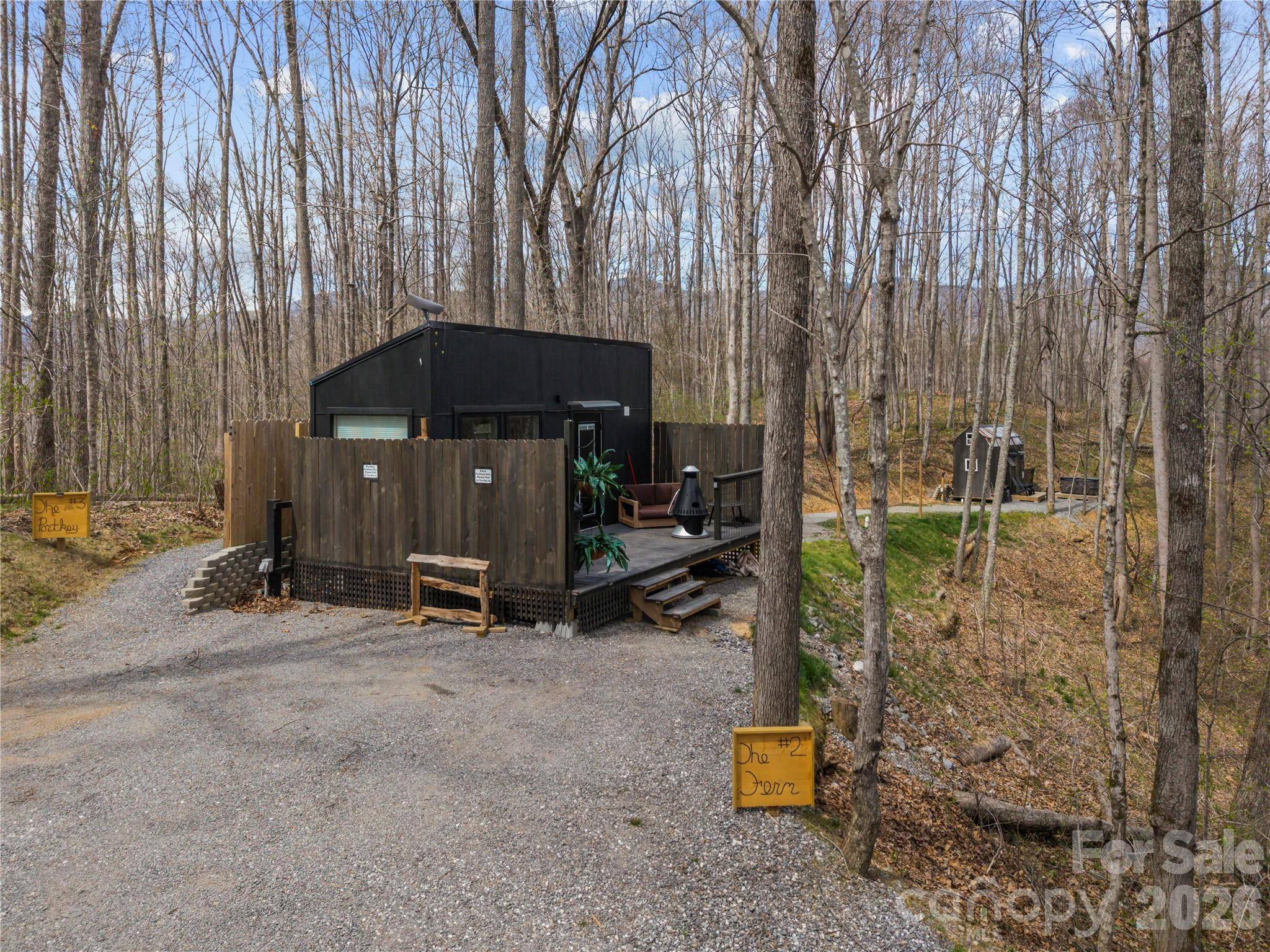 198 Quiet Forest LN, Sylva, NC 28779