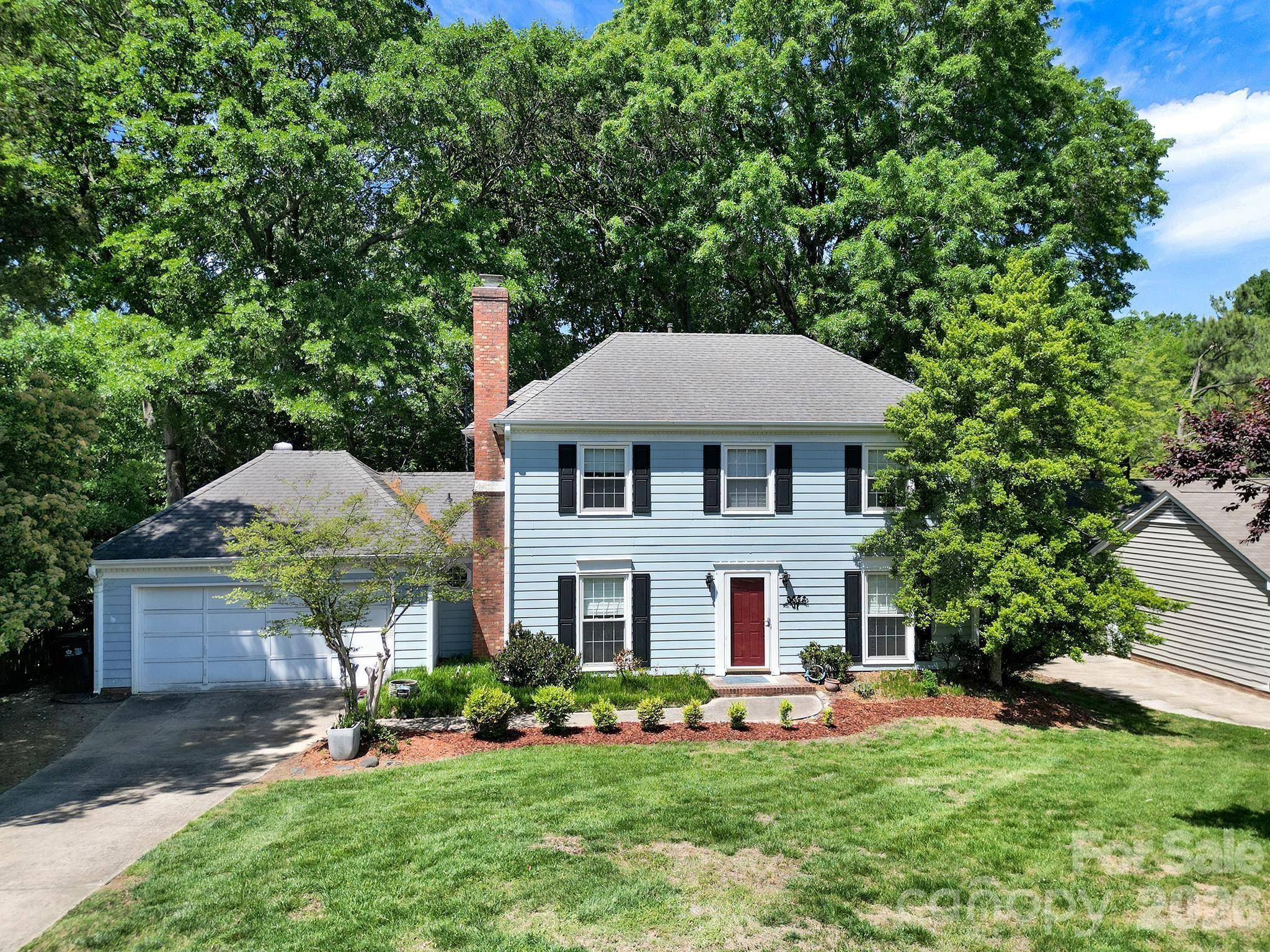 8802 Kirchenbaum DR, Charlotte, NC 28210