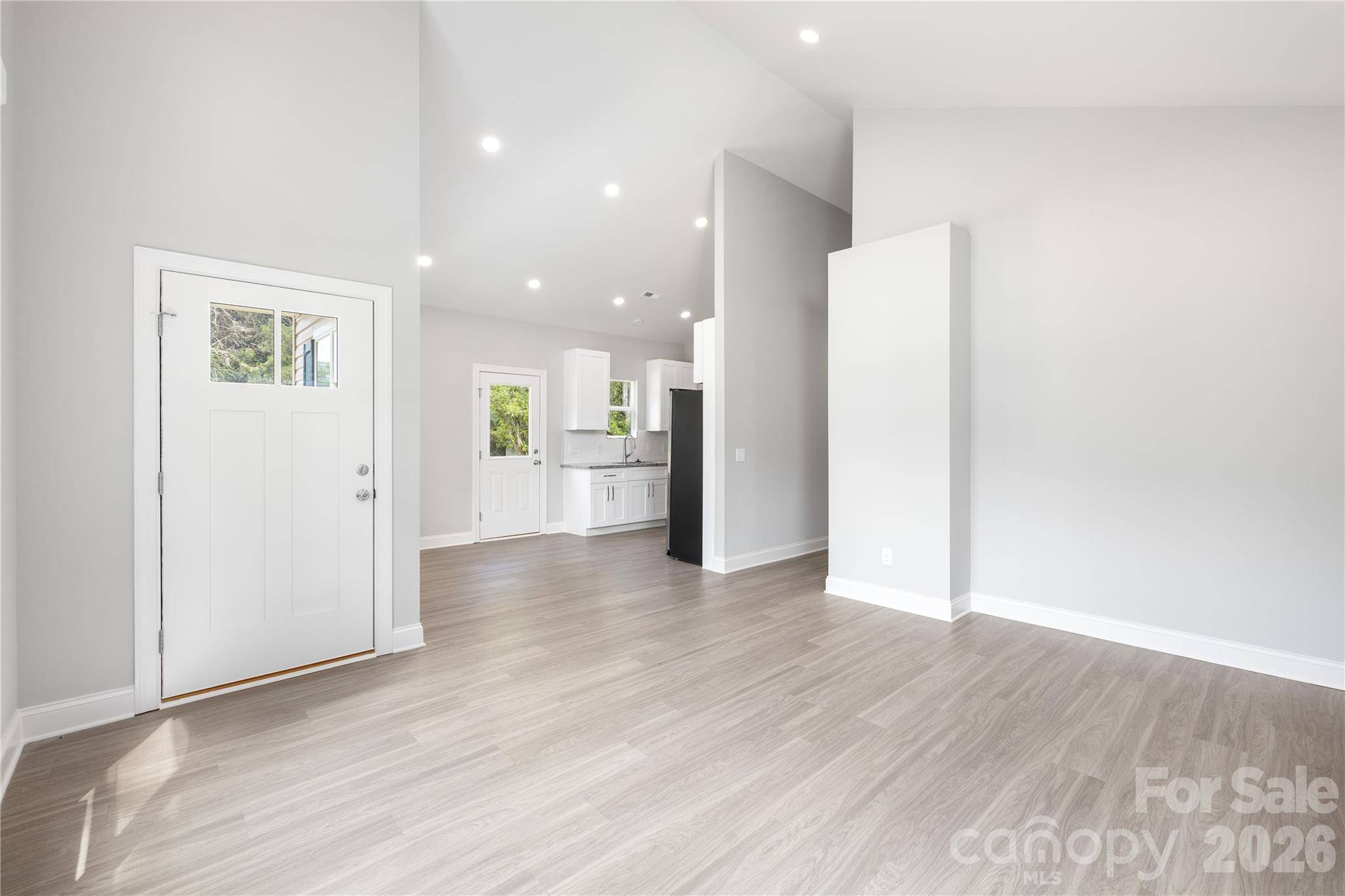 6625 Tracy AVE, Charlotte, NC 28214