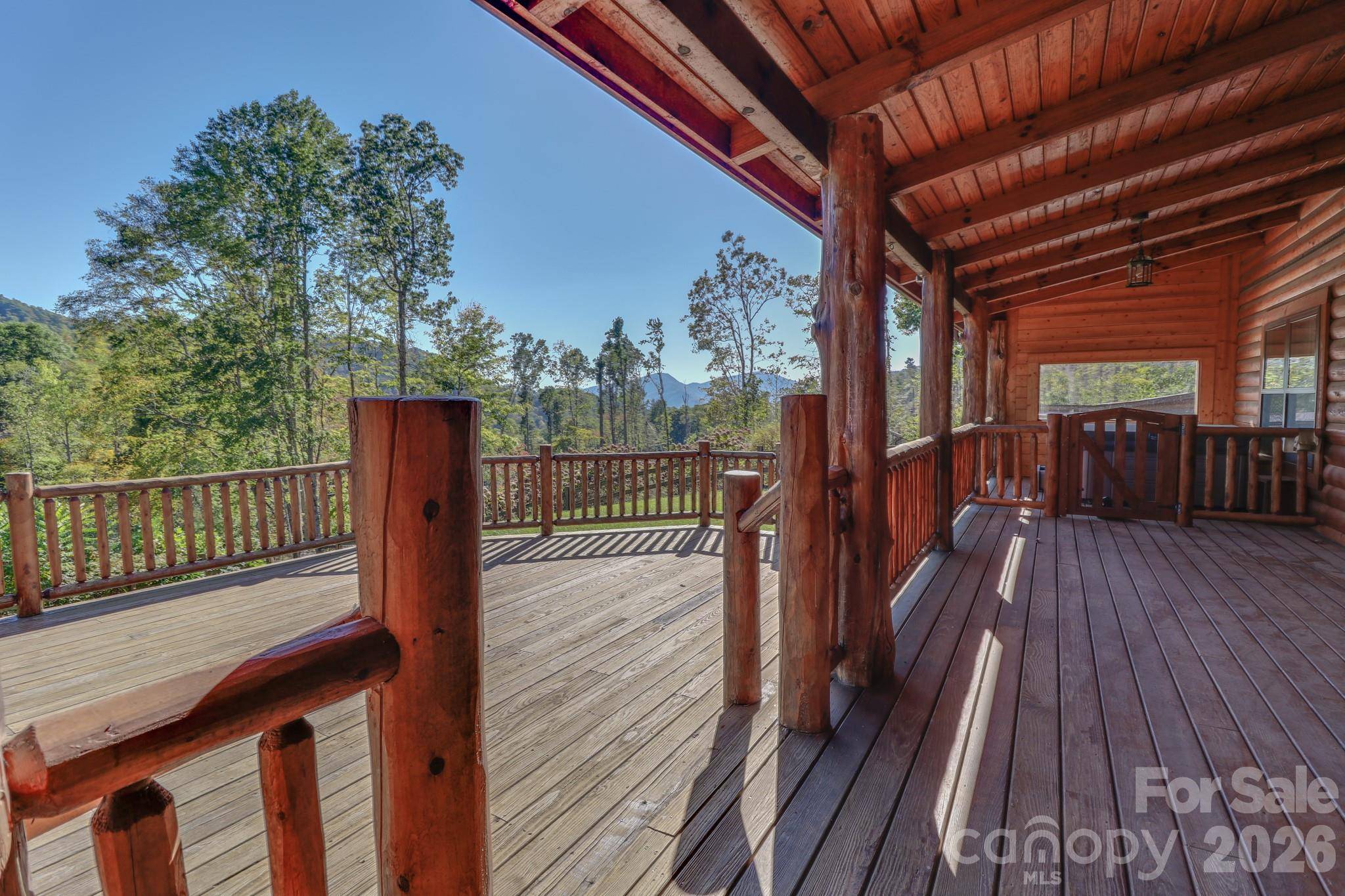 2811 Poplar Creek RD, Green Mountain, NC 28740