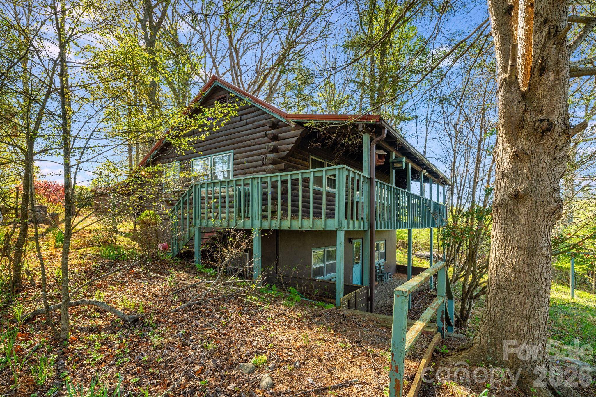 770 Echo Hill DR, Green Mountain, NC 28740