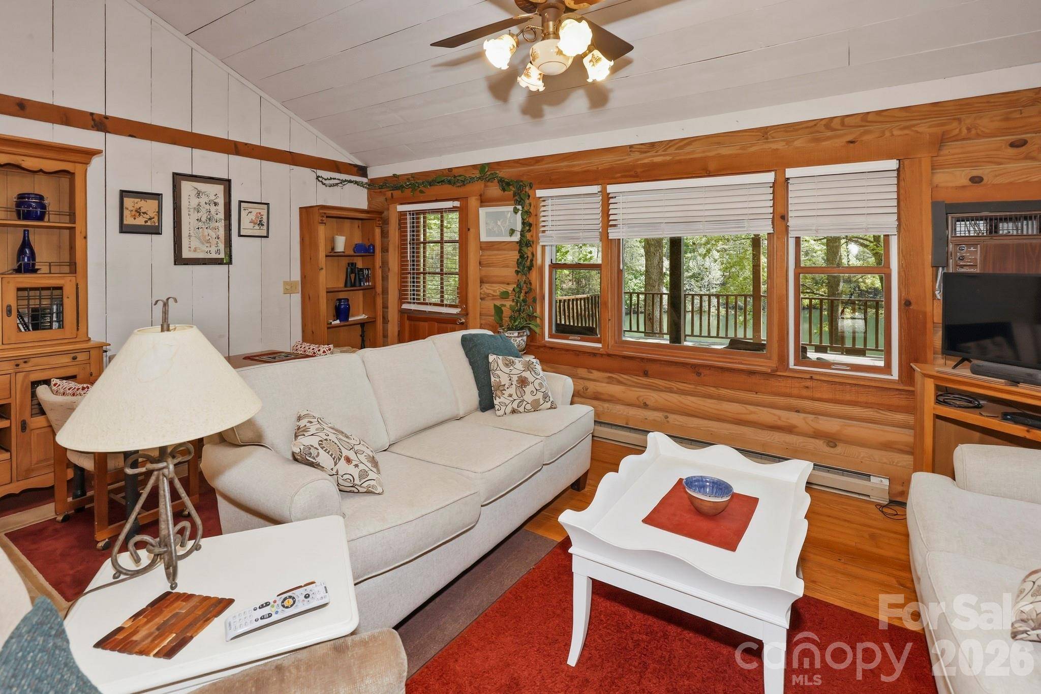 116 Teal LN, Lake Lure, NC 28746