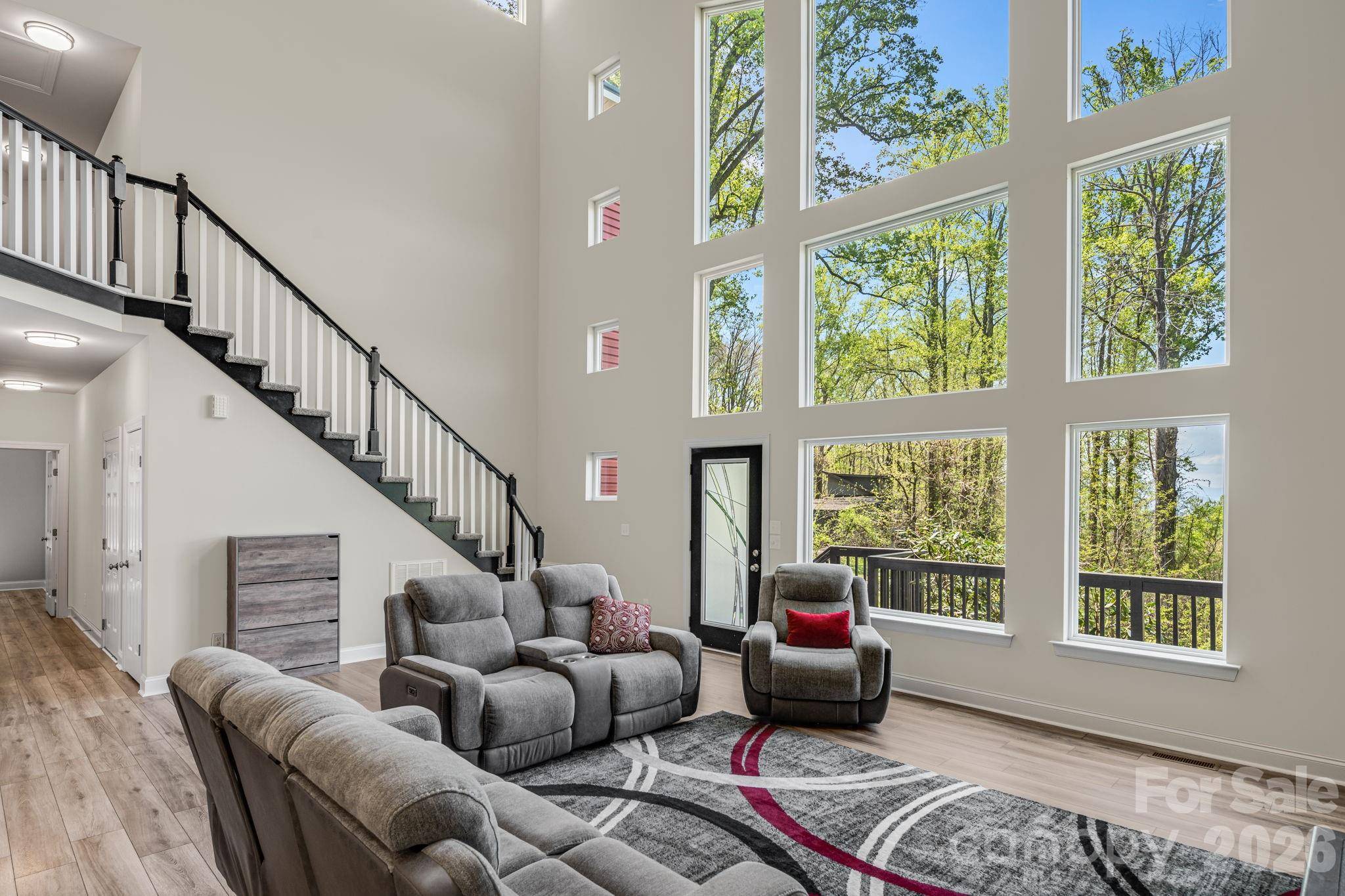 35 Chesten Mountain DR, Asheville, NC 28803