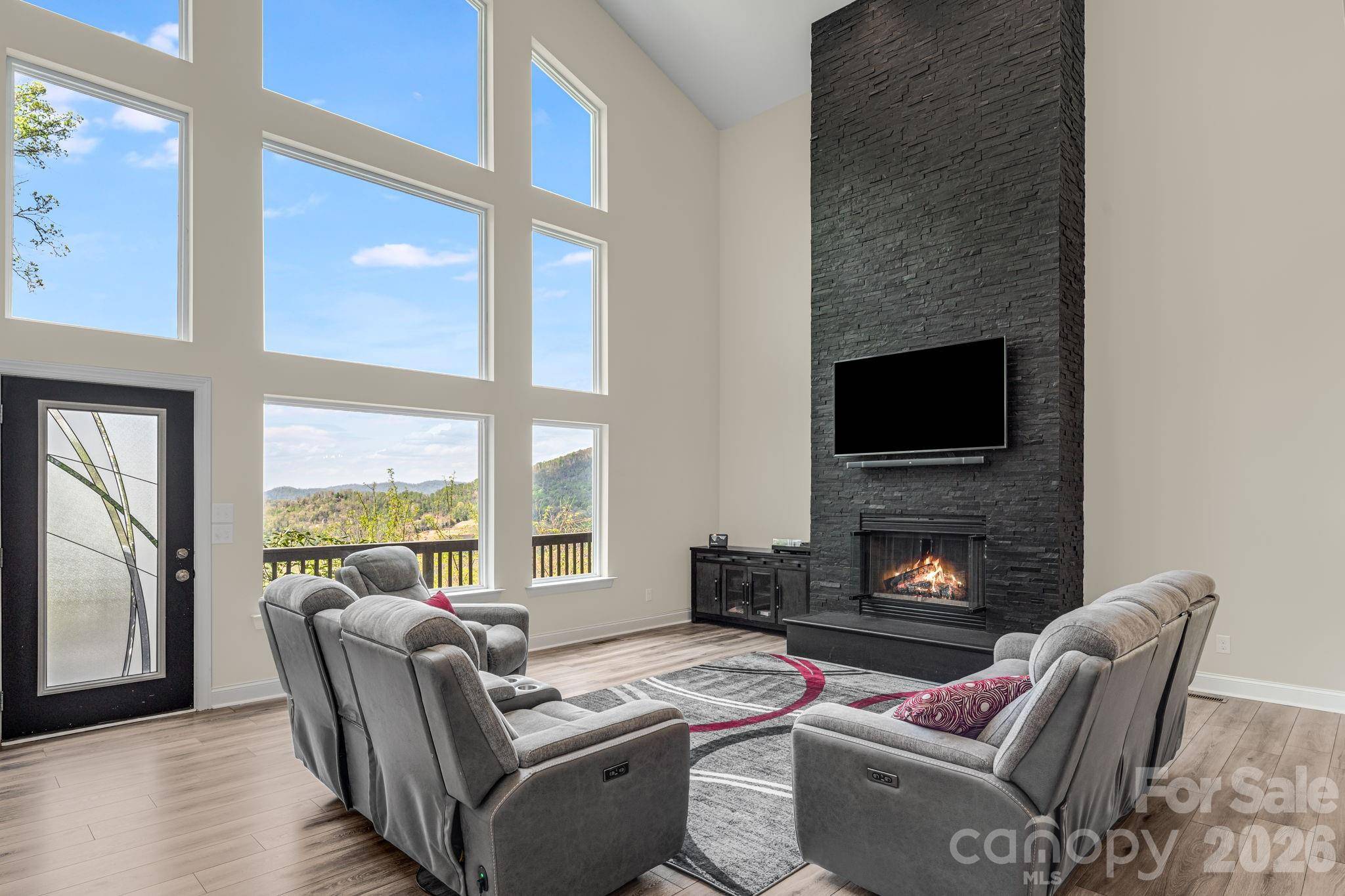 35 Chesten Mountain DR, Asheville, NC 28803