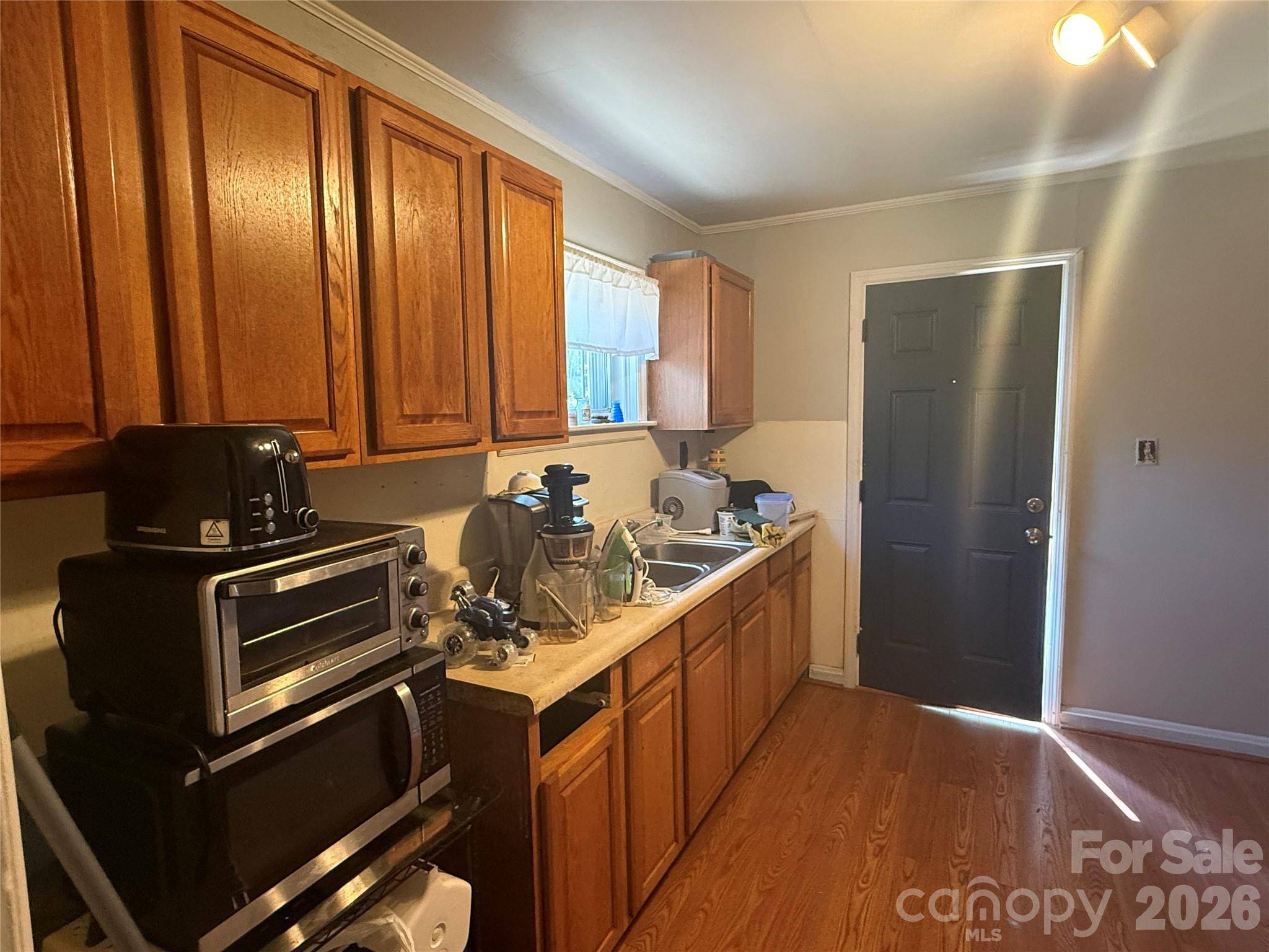 4147 Welling AVE, Charlotte, NC 28208
