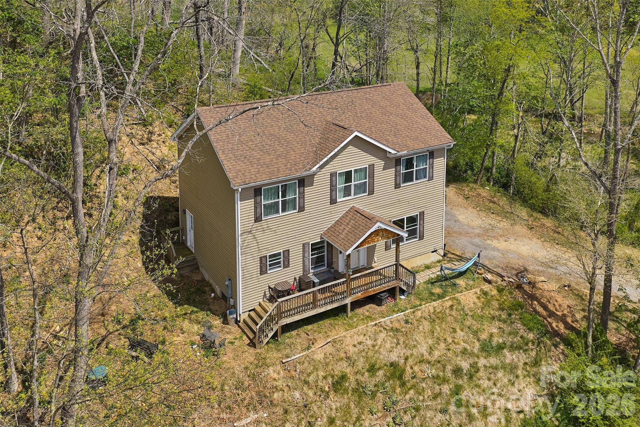 26 Brigman RD, Weaverville, NC 28787
