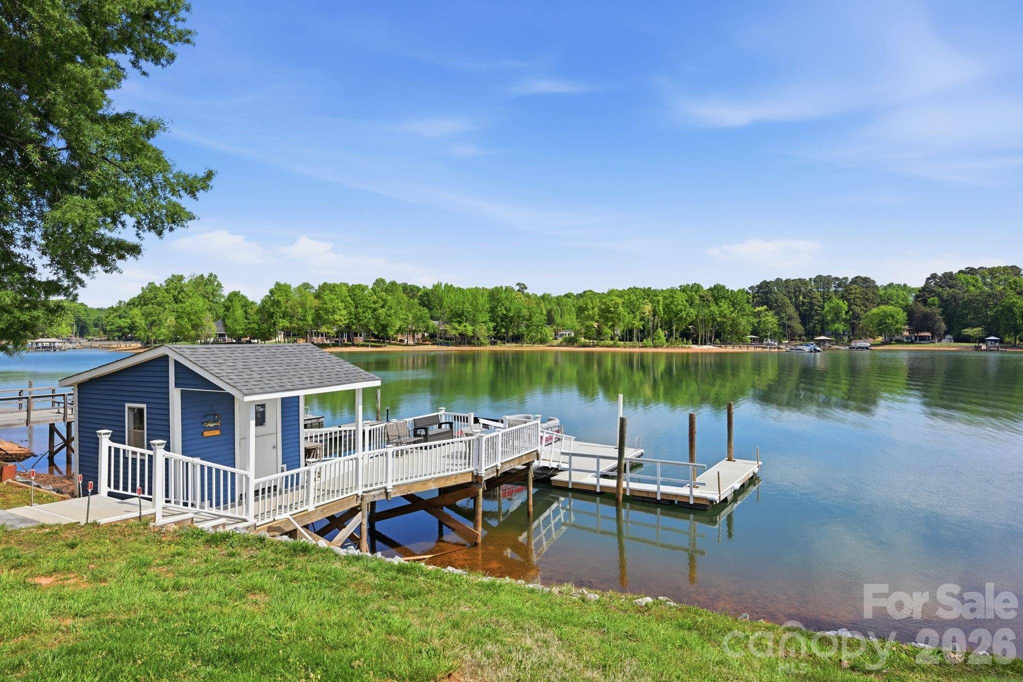 8029 Lucky Creek LN, Denver, NC 28037