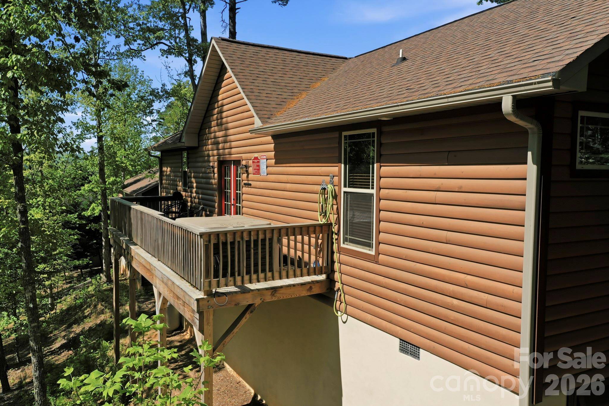 131 Pier Point DR, Lake Lure, NC 28746