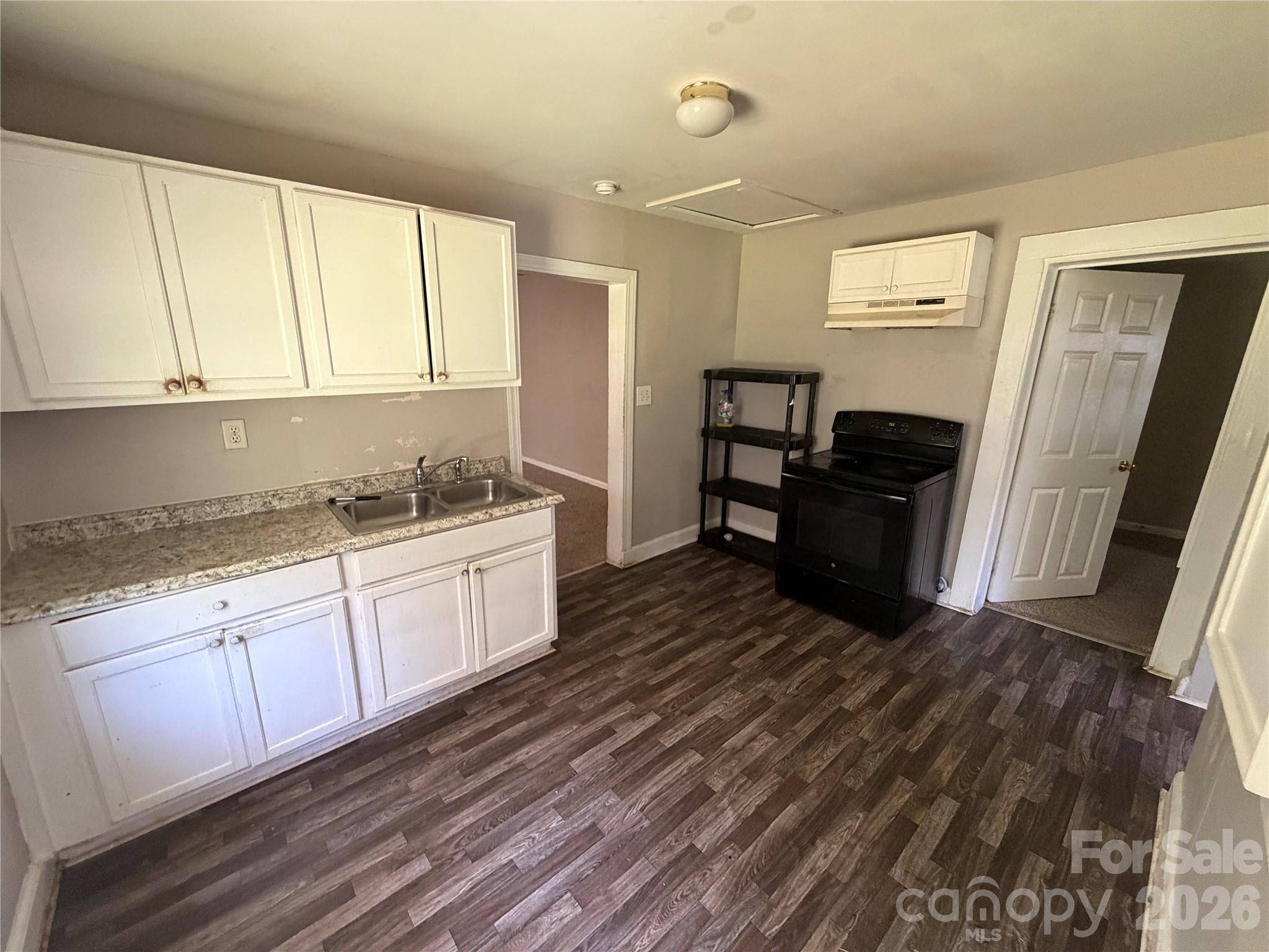 836 S Dalton ST, Gastonia, NC 28052