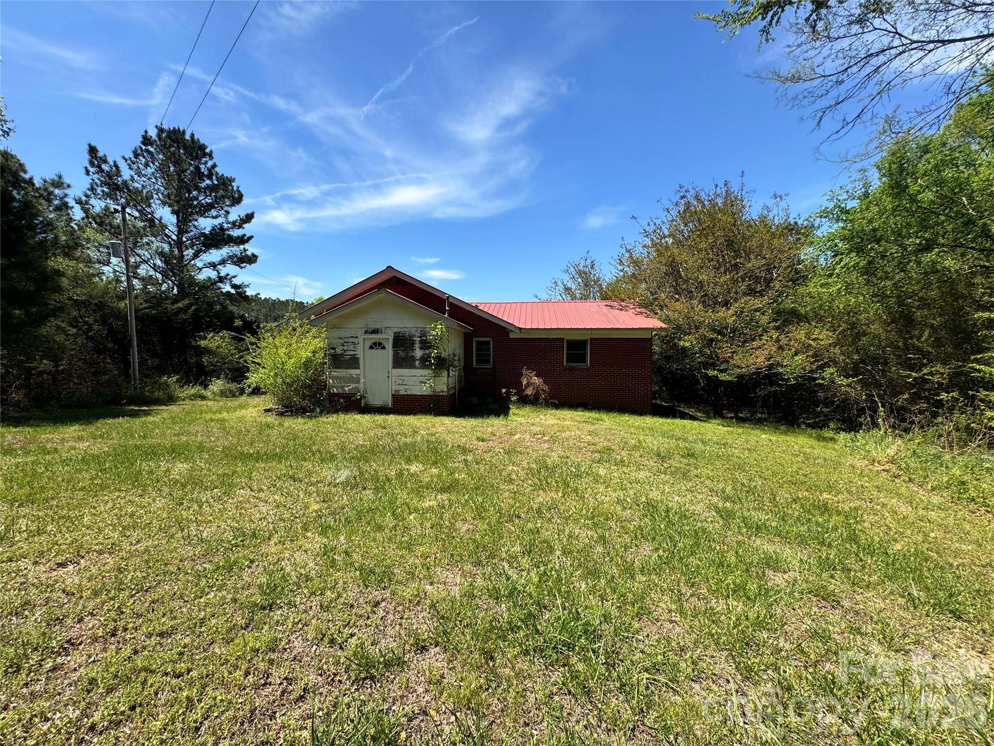 101 Ledbetter RD, Polkton, NC 28135