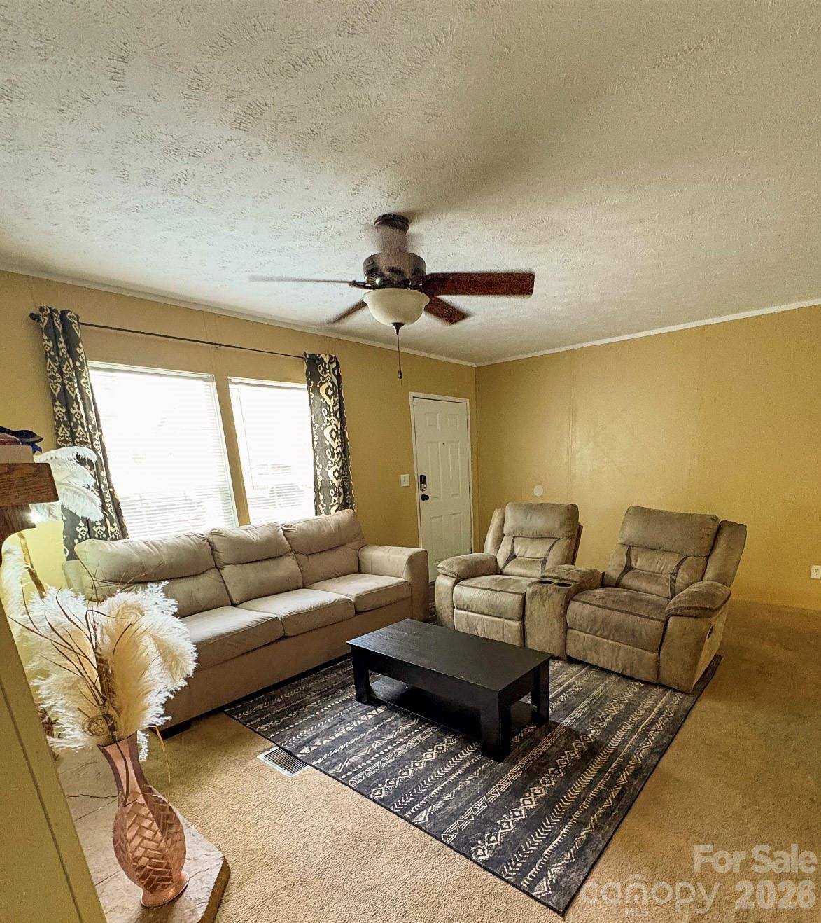 718 W Virginia AVE, Bessemer City, NC 28016