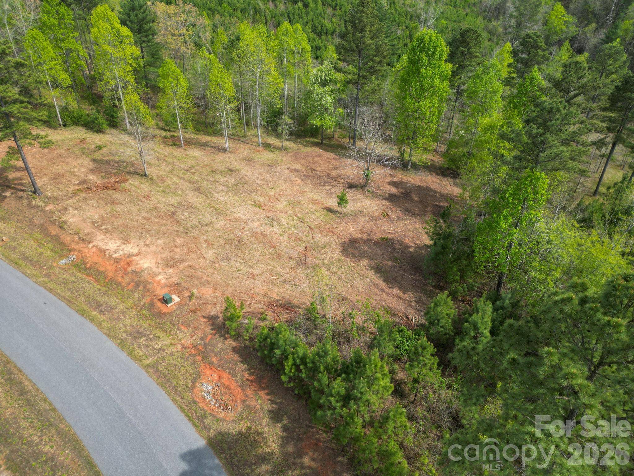 1997 Lake Vista DR NE, Valdese, NC 28690