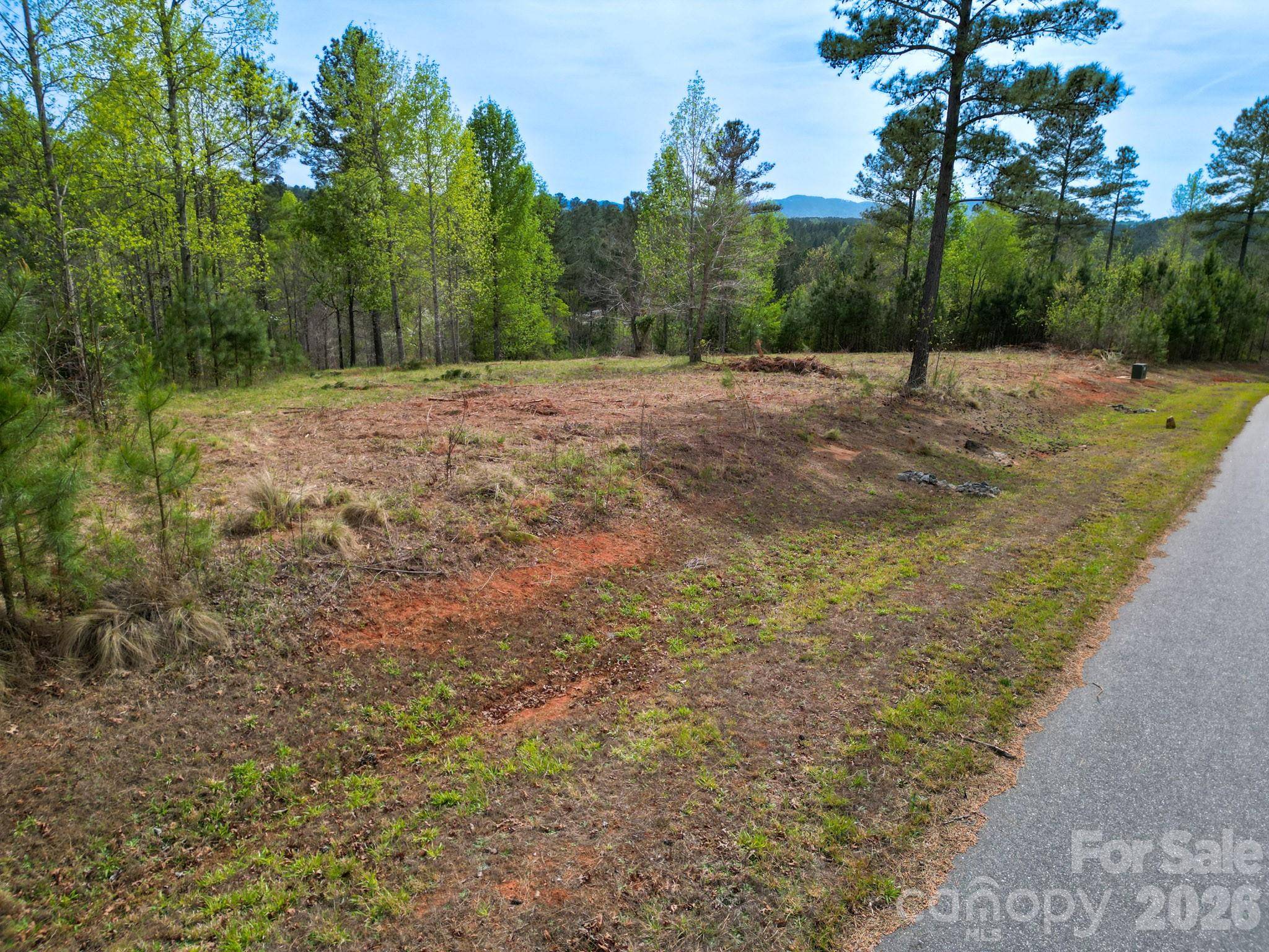 1997 Lake Vista DR NE, Valdese, NC 28690