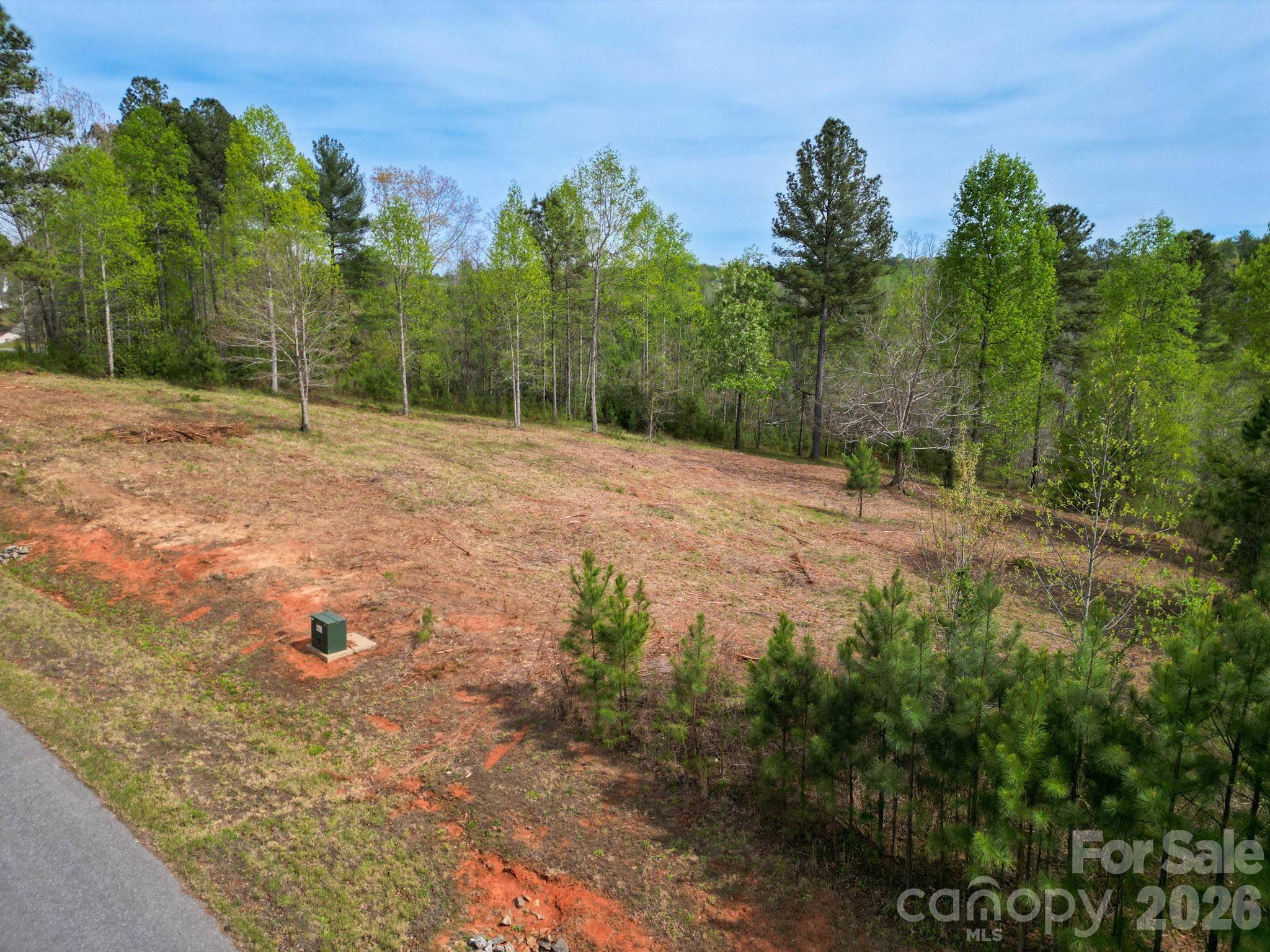 1997 Lake Vista DR NE, Valdese, NC 28690