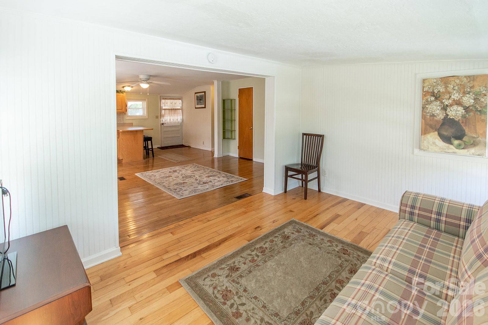 59 S Front ST, Franklin, NC 28734