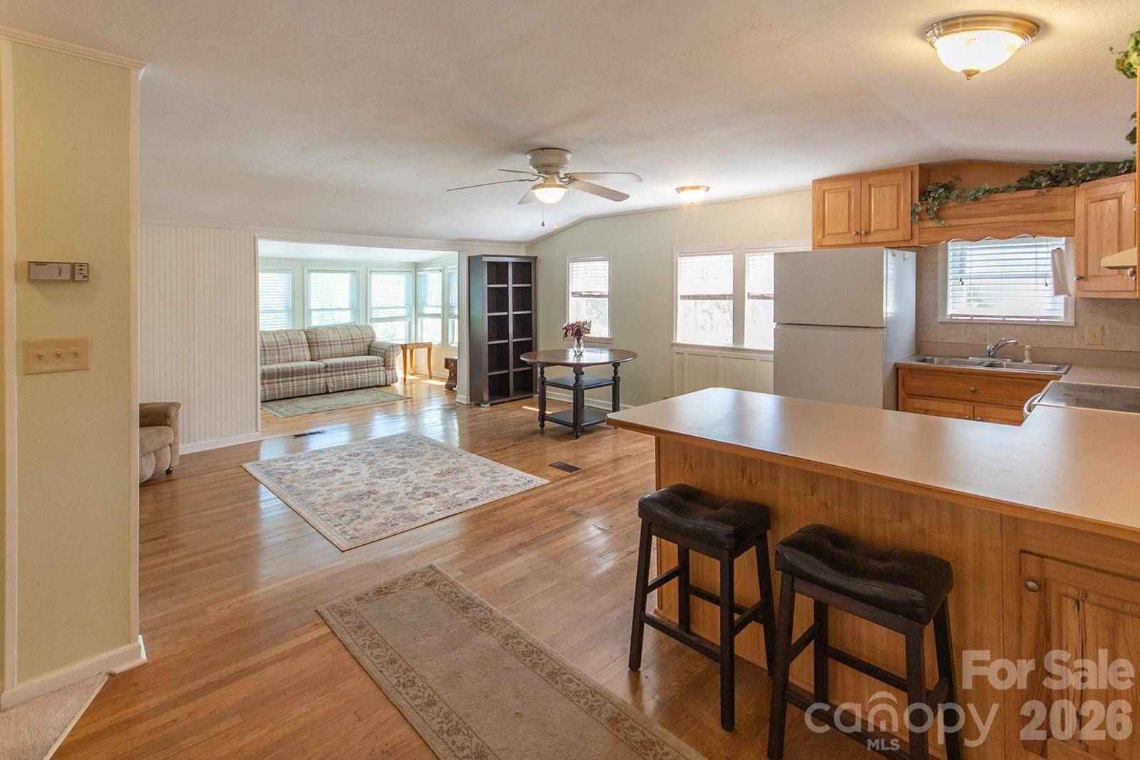 59 S Front ST, Franklin, NC 28734