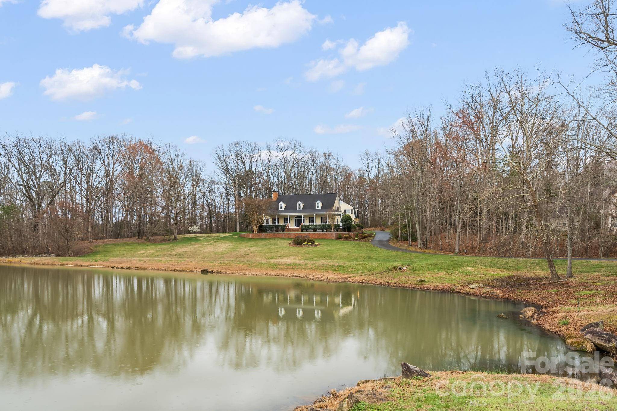 7902 Southerland DR, Browns Summit, NC 27214