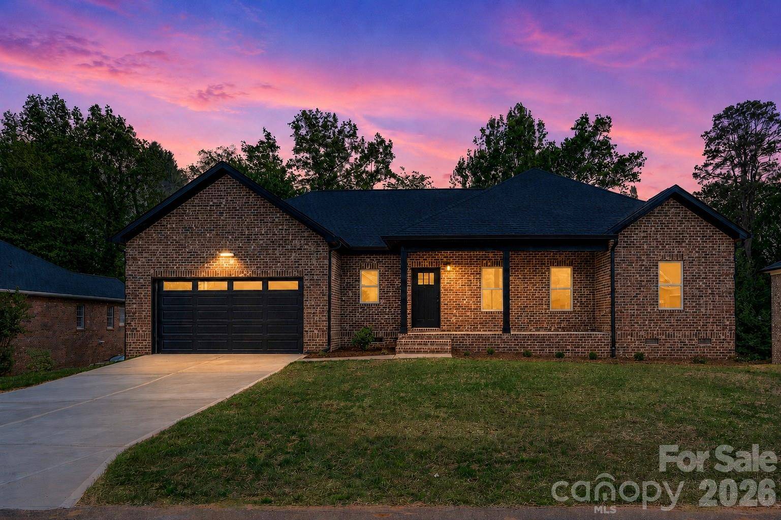 906 4th ST NE, Conover, NC 28613