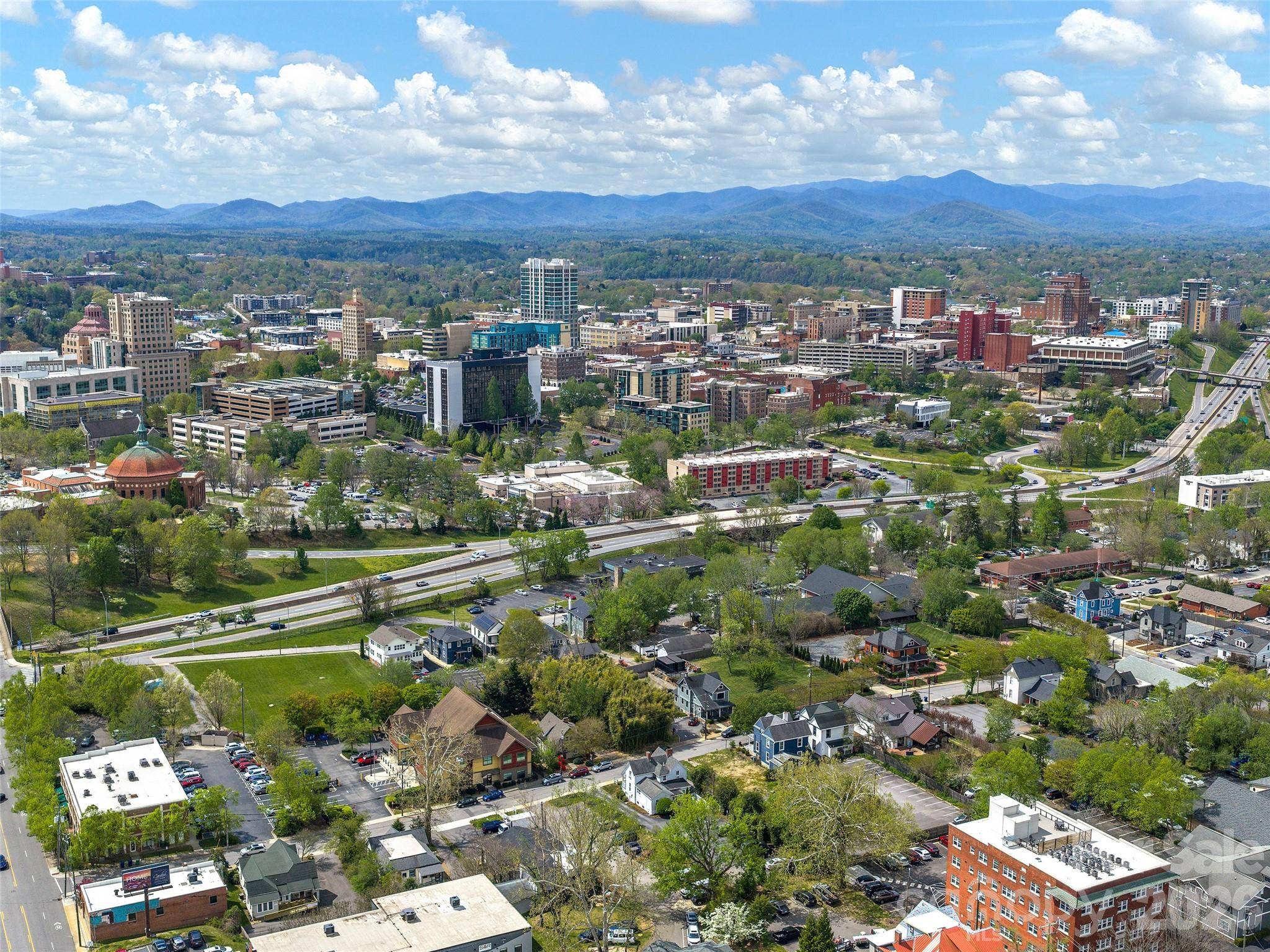 9999 Clayton ST, Asheville, NC 28801
