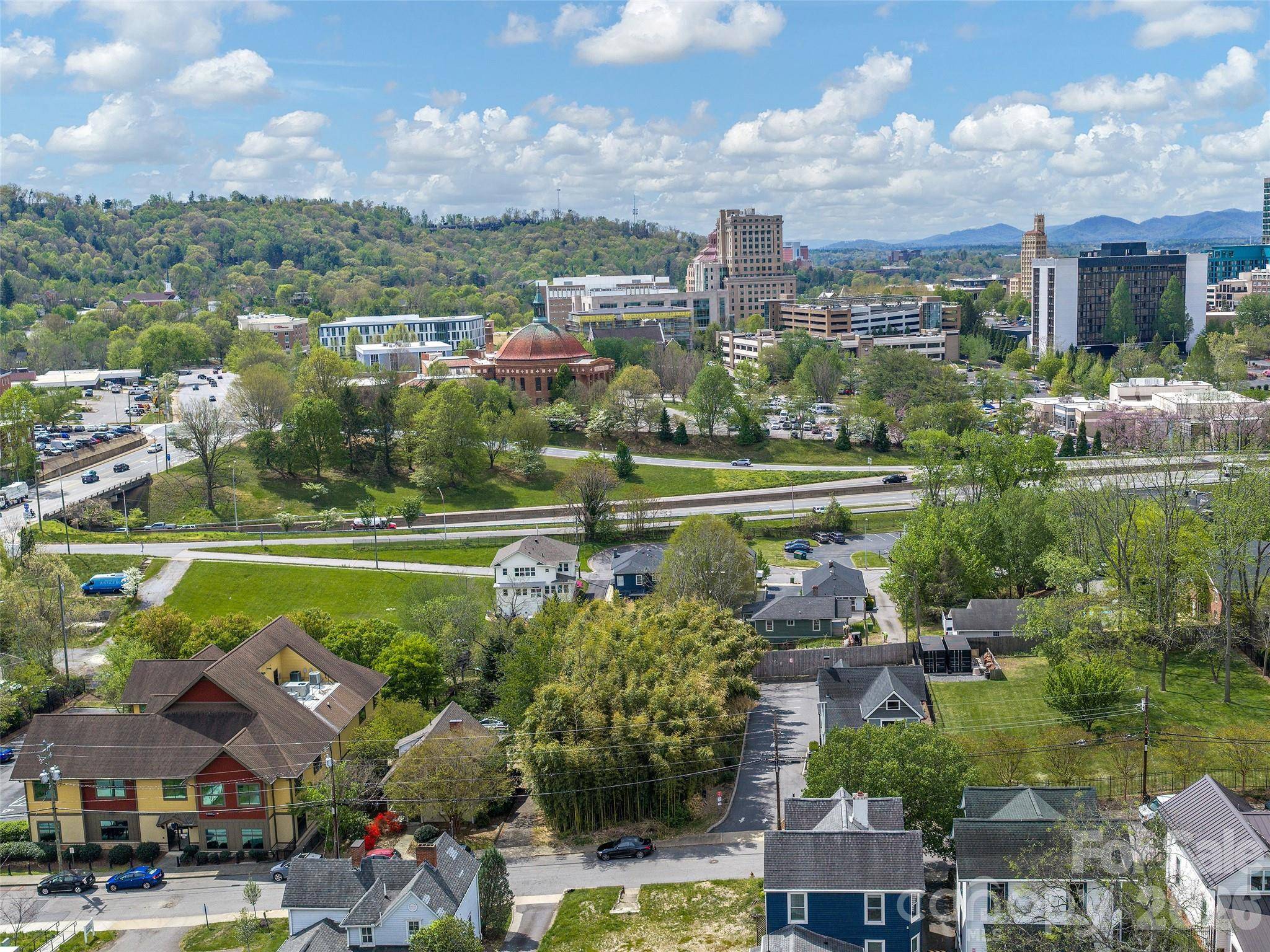 9999 Clayton ST, Asheville, NC 28801
