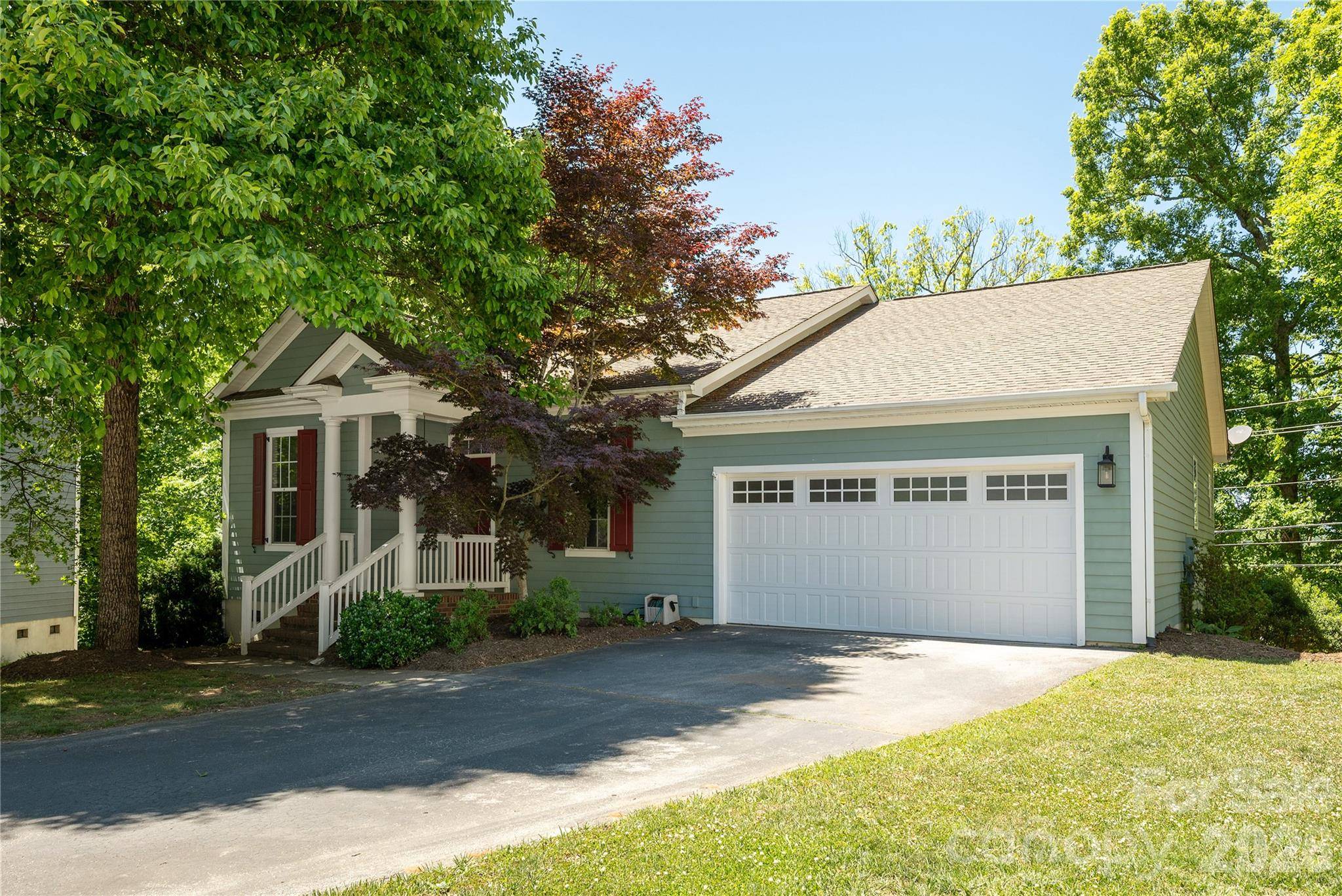 5 Hoolet CT, Biltmore Lake, NC 28715